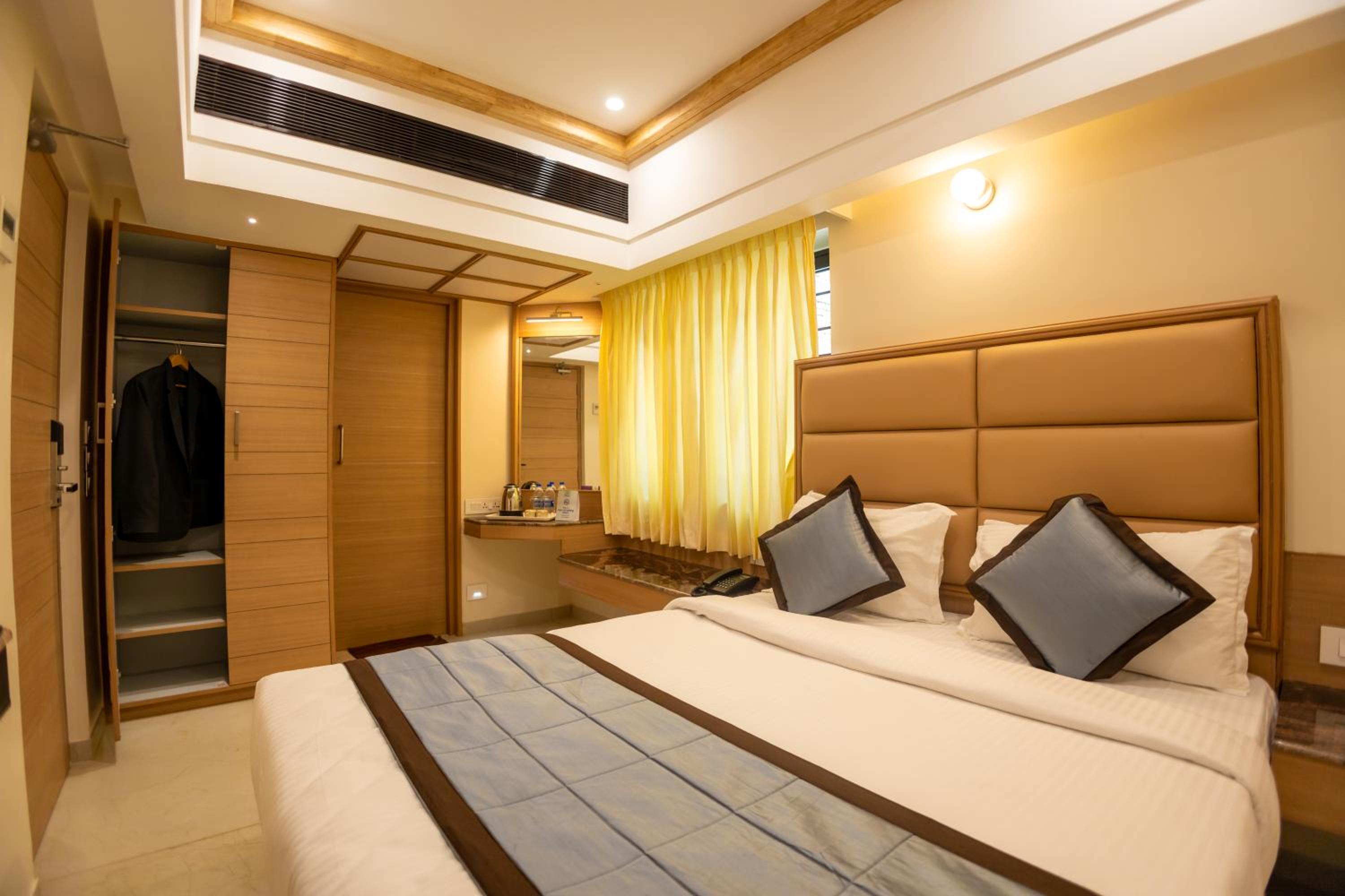 Standard Double Room - Photo 4