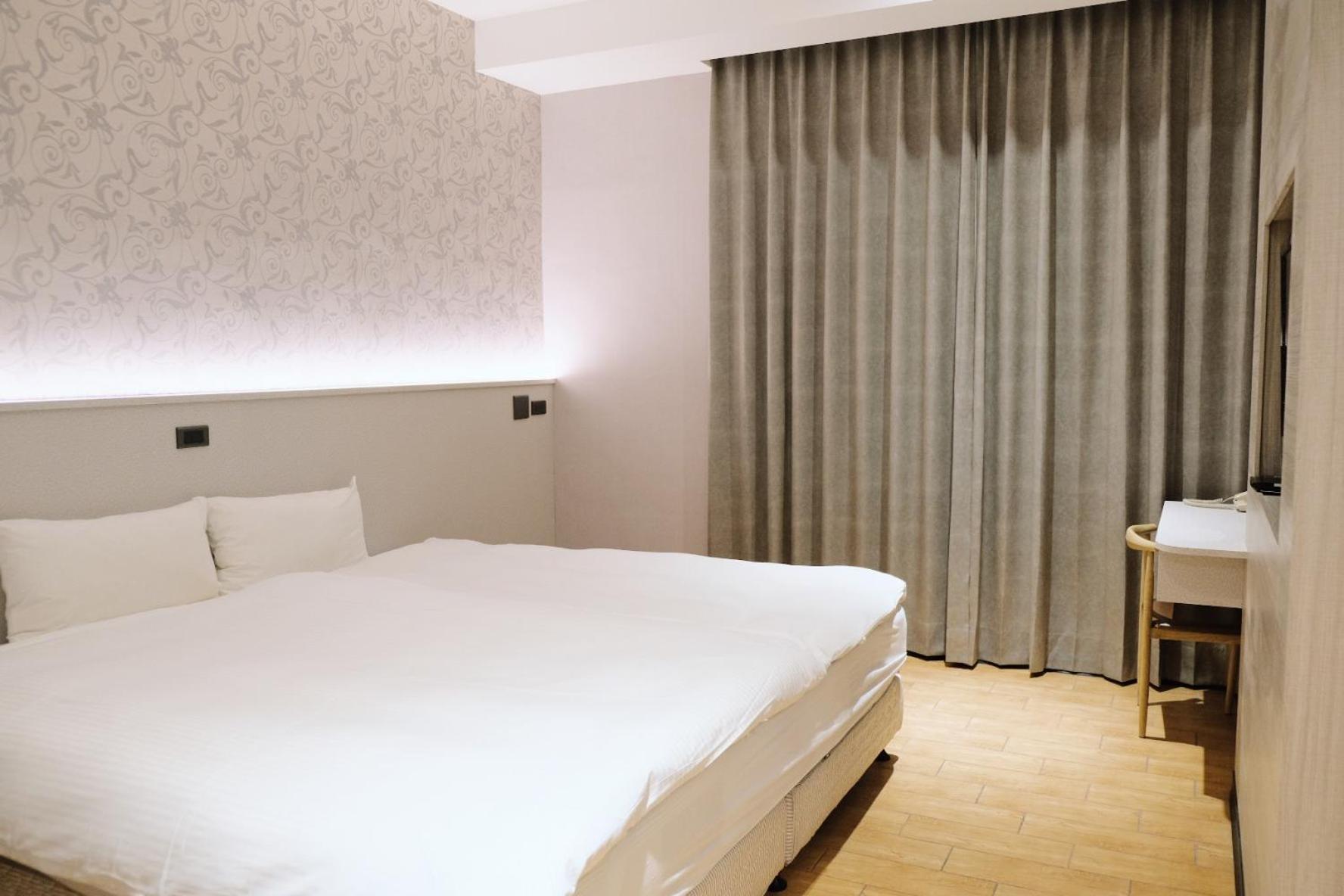 Double Room - Photo 1
