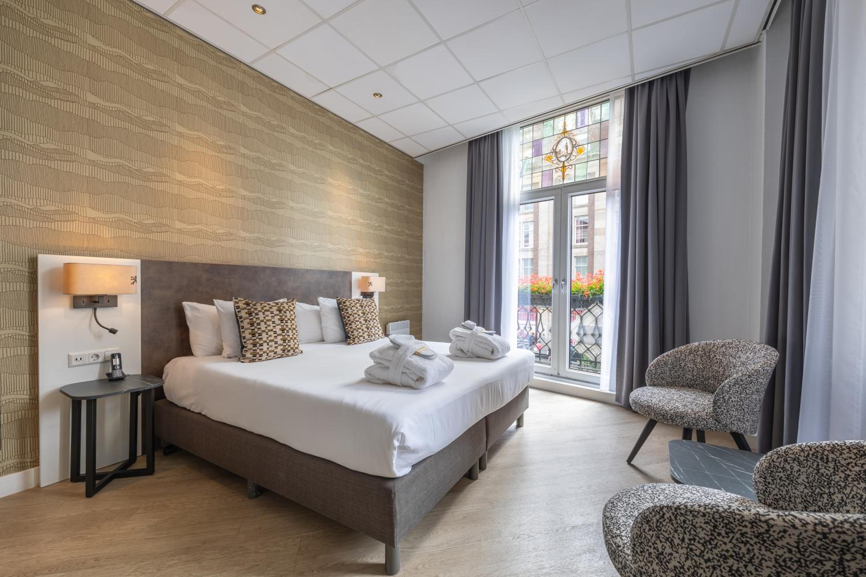 Superior Double or Twin Room with City View  photo 1
