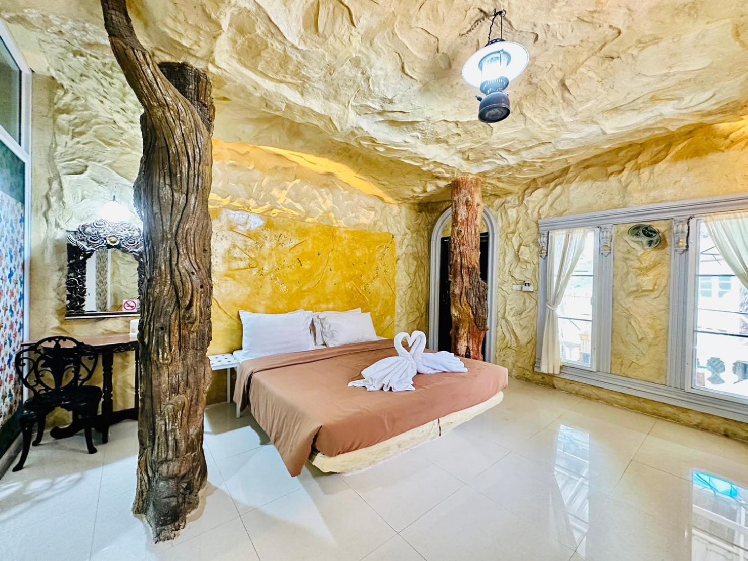 Superior Double or Twin Room with Garden View