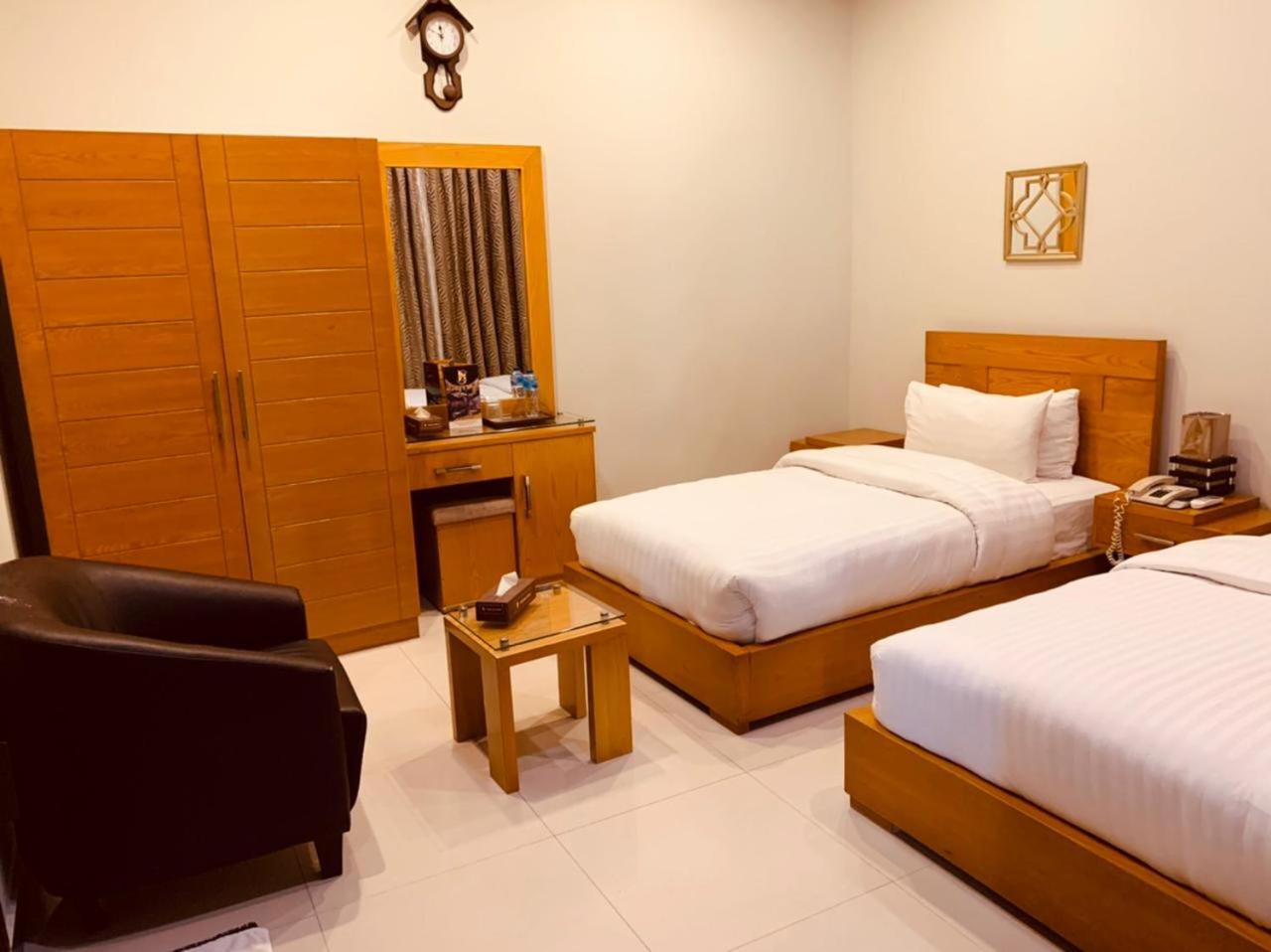 Twin Room photo 2