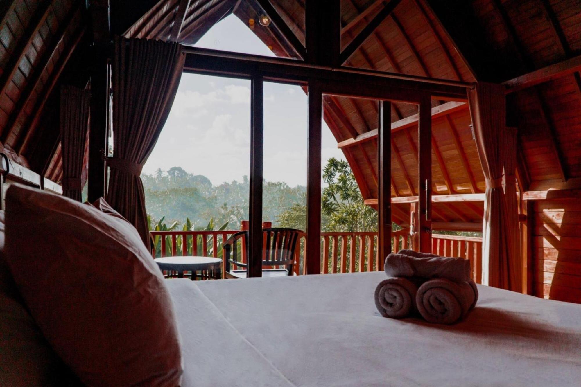 Lumbung Lodge with Private Pool with Free Scheduled Yoga Class (on Saturday) - Photo 6