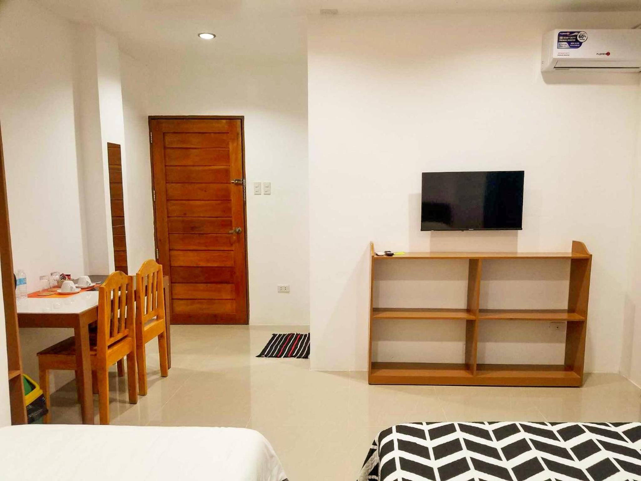 Deluxe Double Room photo 3