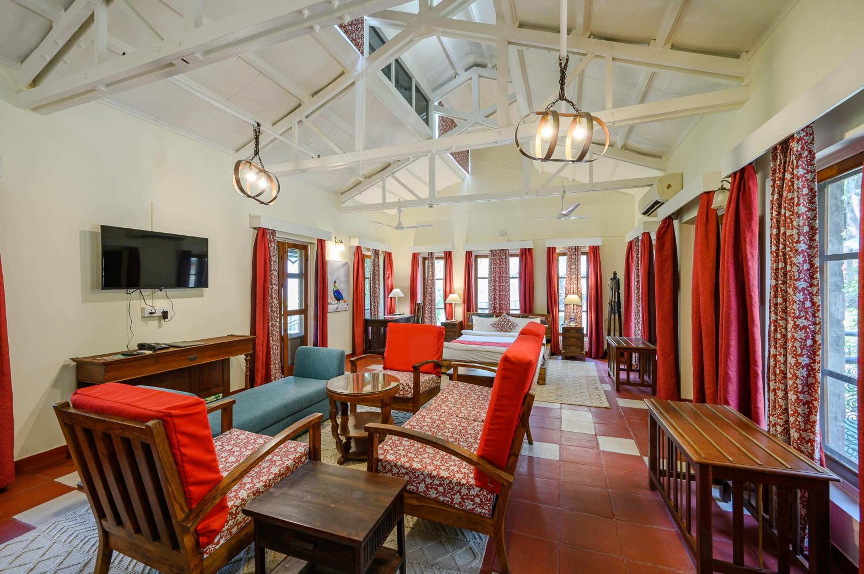 Grand Room - Complimentary morning Yoga session (7 AM – 8 AM) and Evening Tea, plus a 10% discount on Spa treatments, Laundry services, and River Rafting adventures - Photo 4