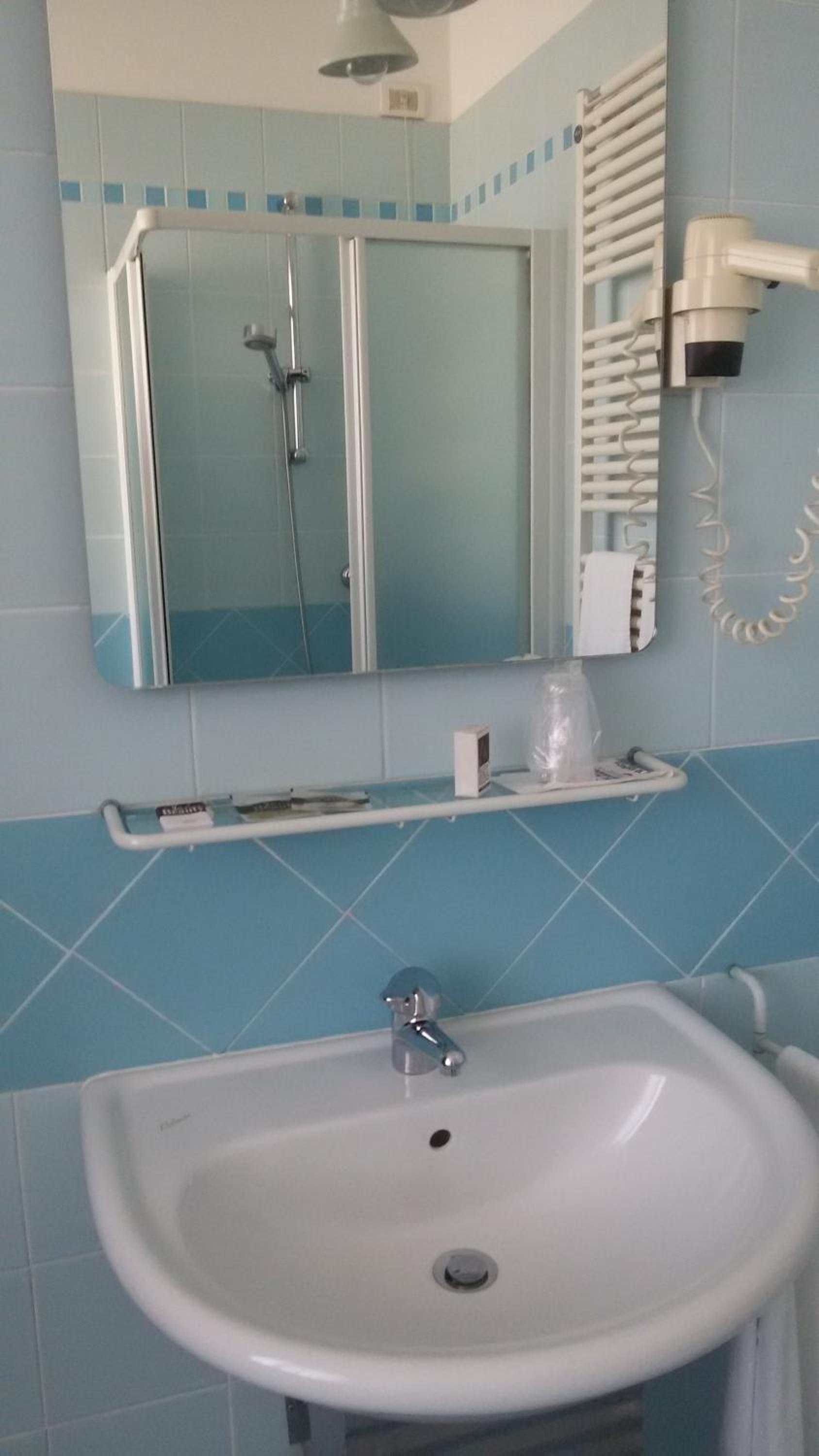 Double or Twin Room photo 2