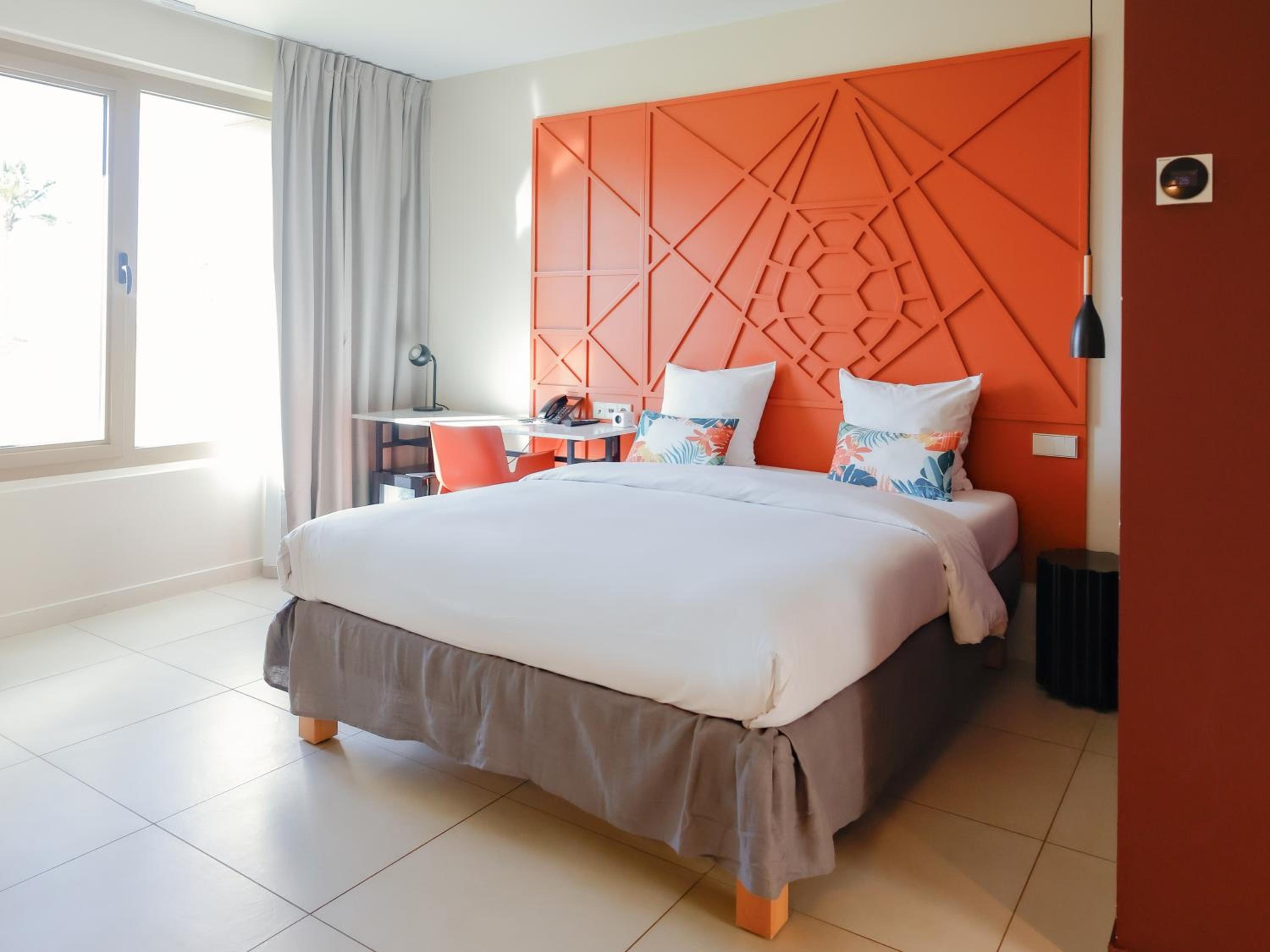 Standard Double Room with Garden View