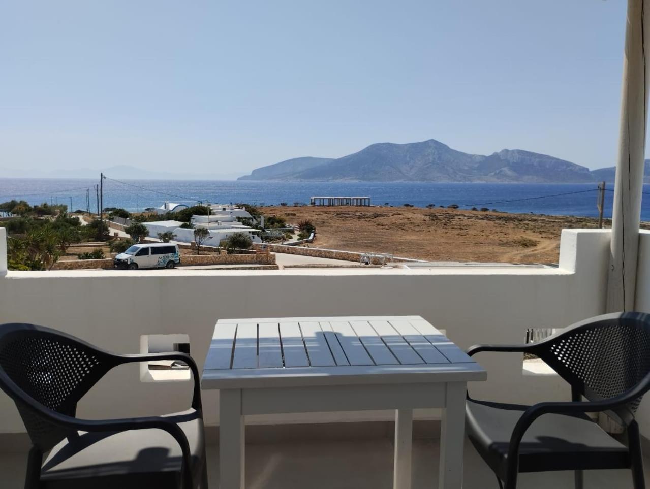 Deluxe Triple Room with Sea View photo 2