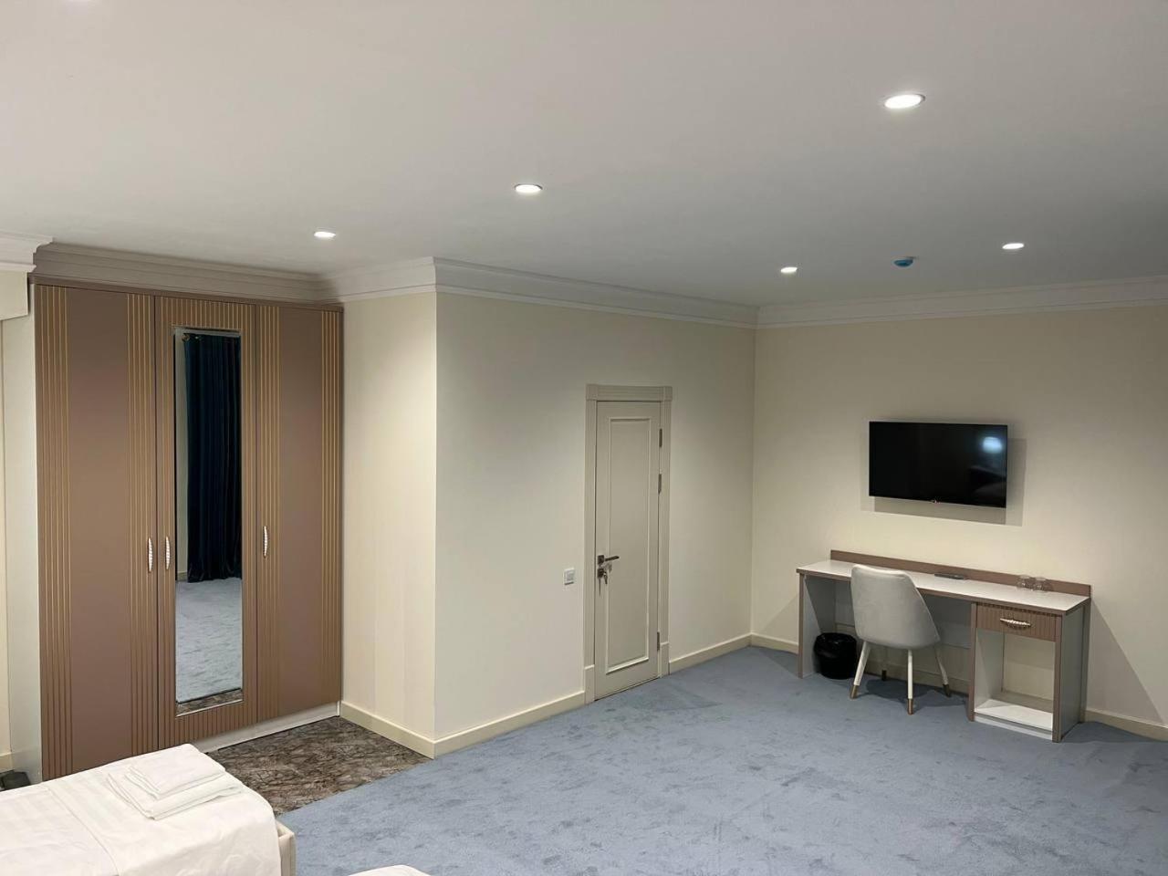 Superior Triple Room photo 3