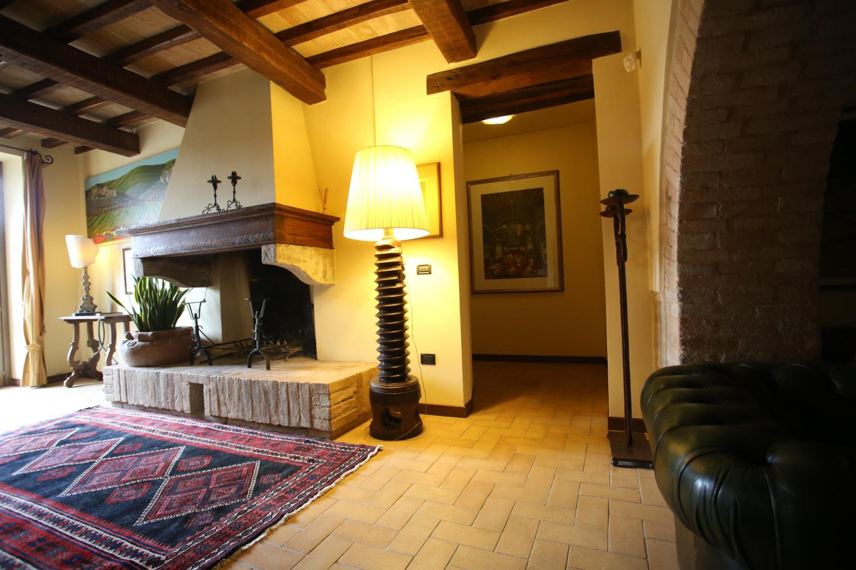 Three-Bedroom Apartment photo 1