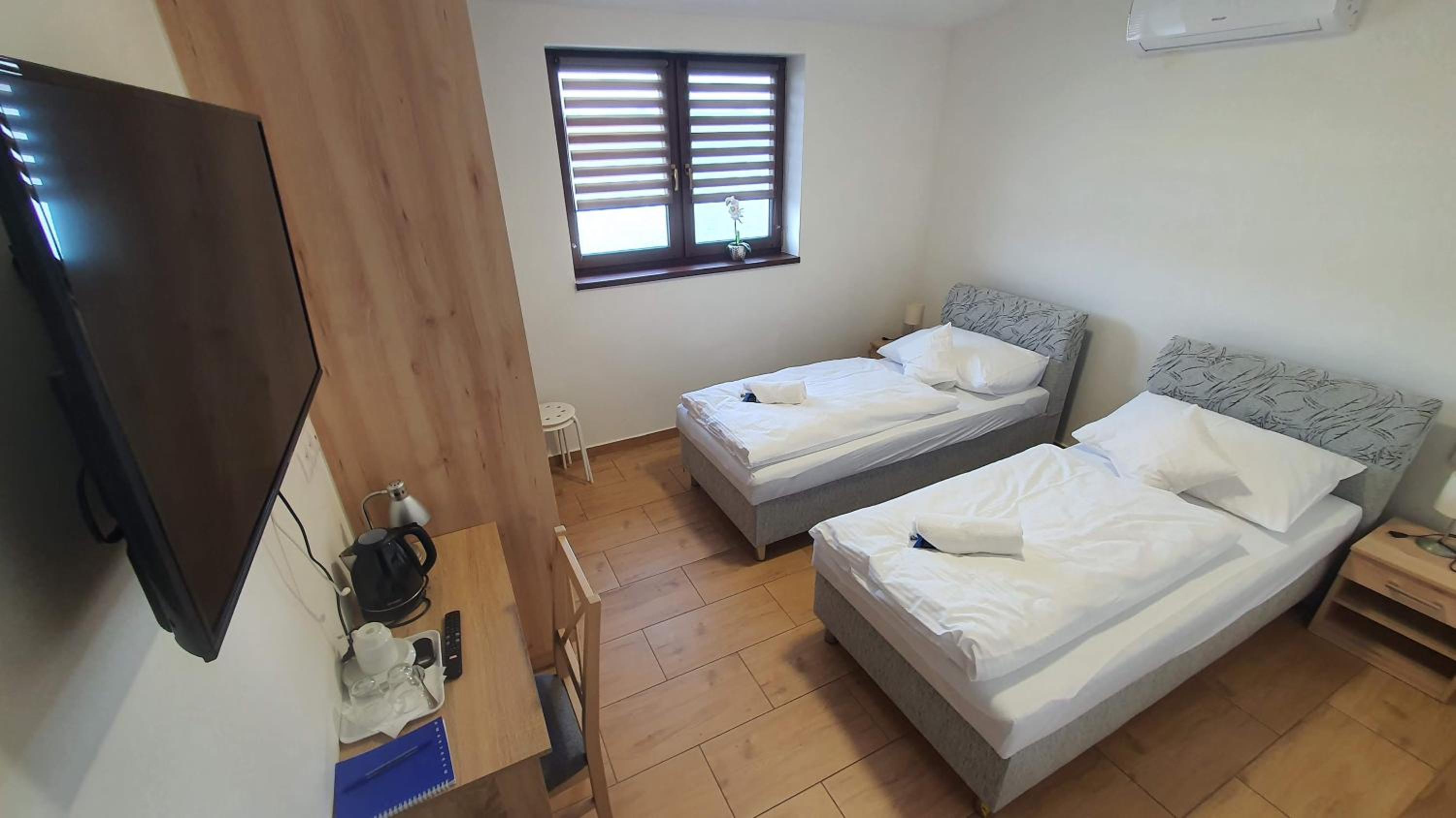 Twin Room with Lake View
