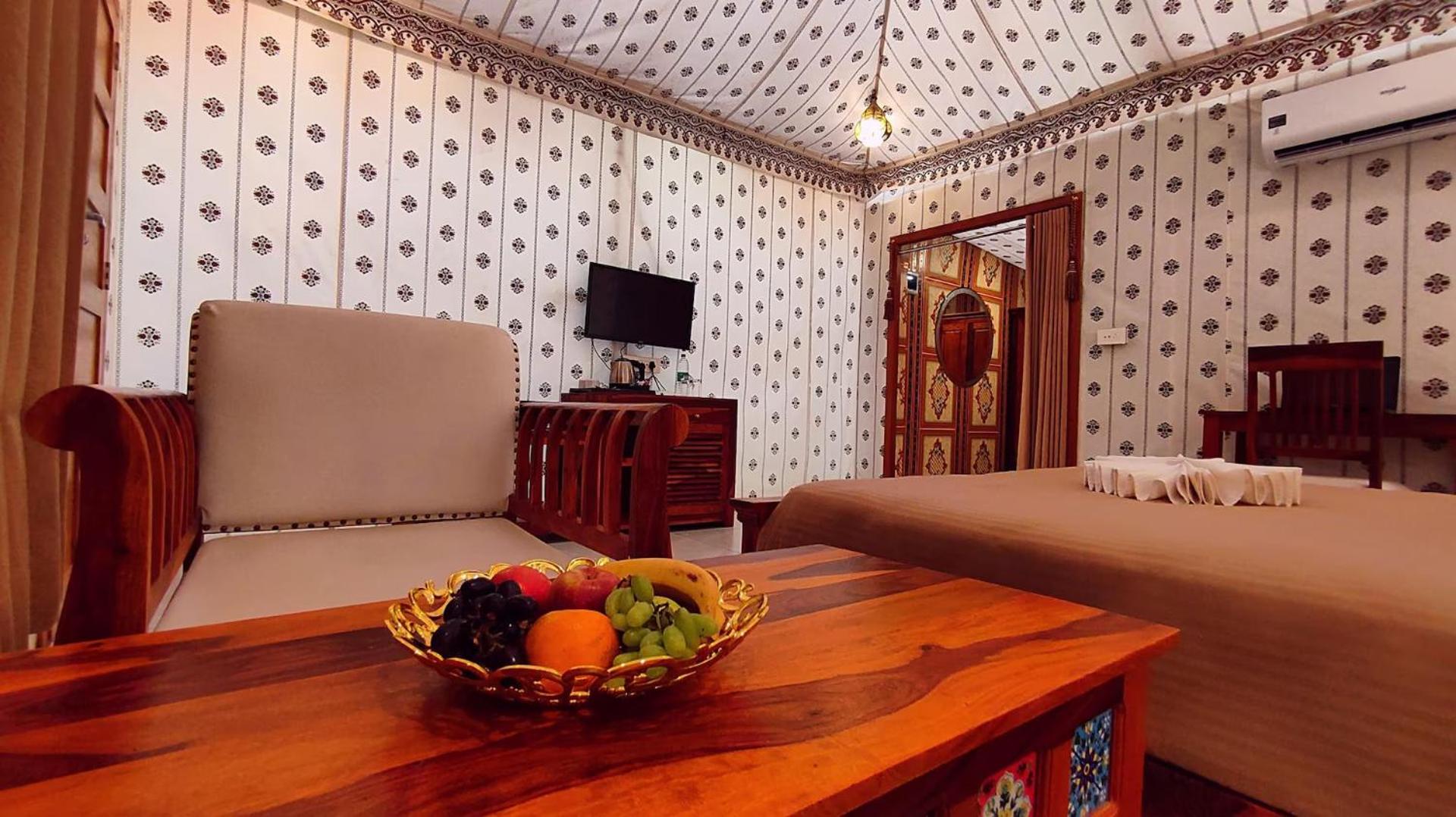 Tent - Photo 11