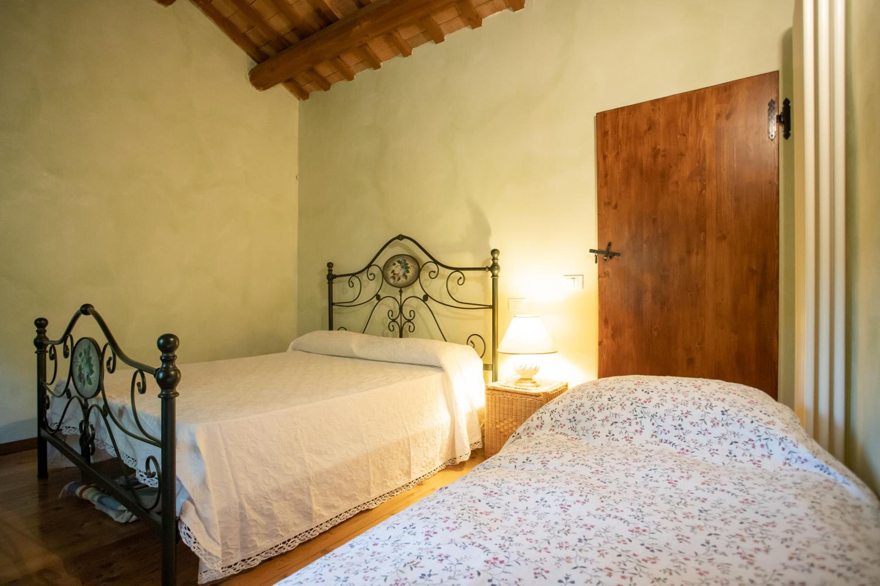 Villa photo 3