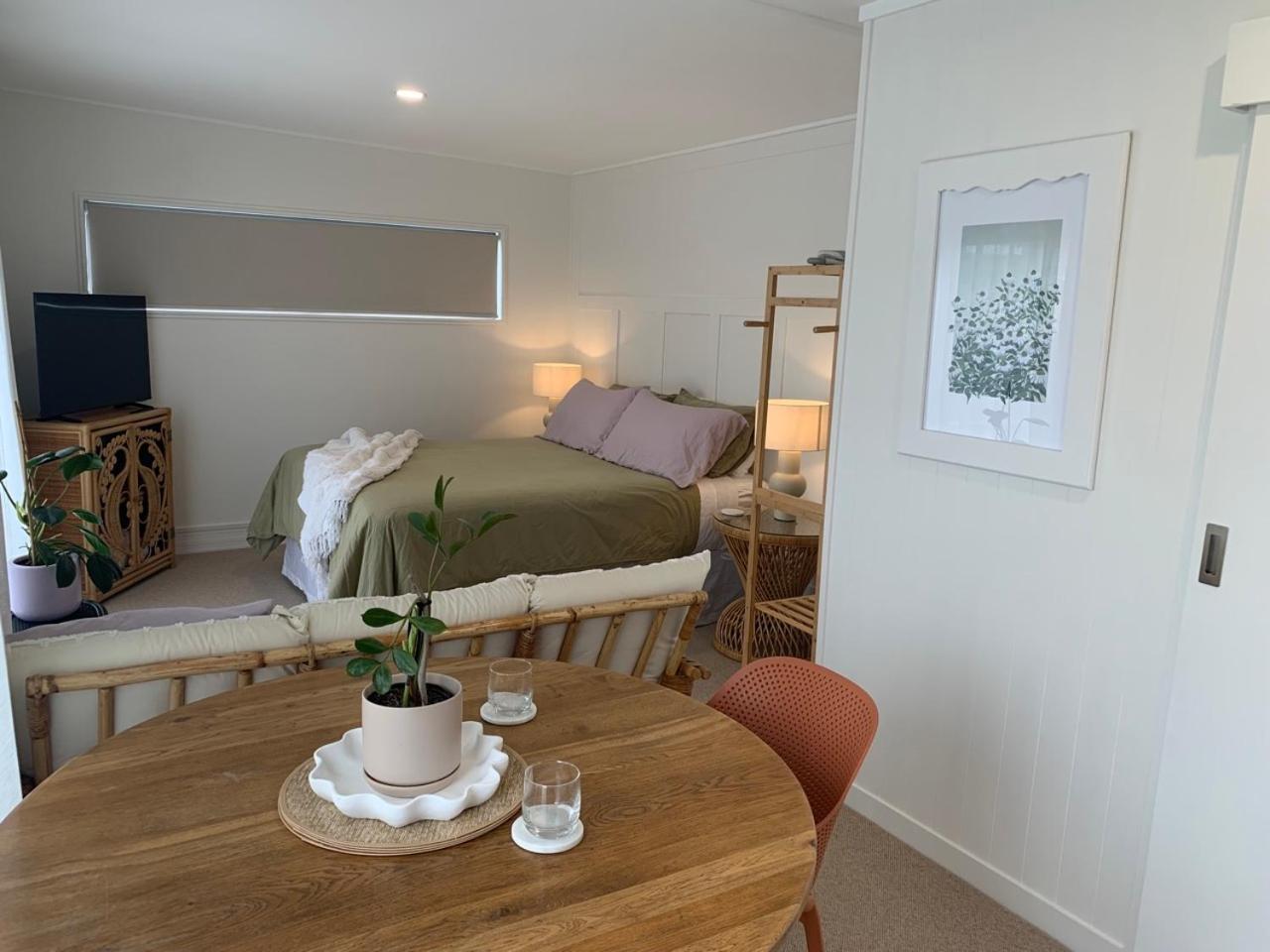 King Room with Balcony photo 2
