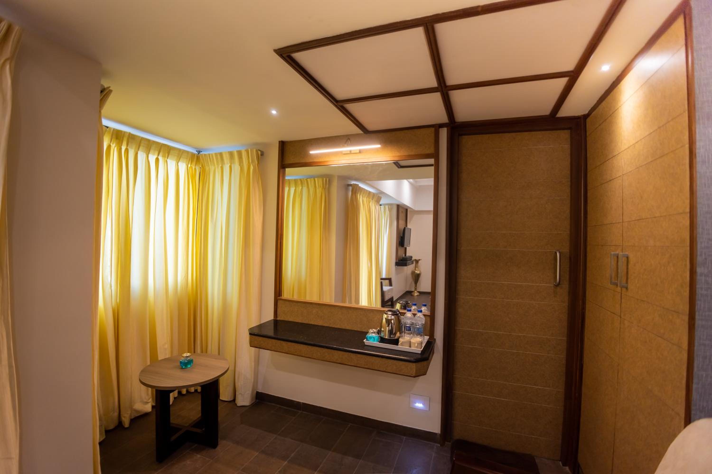 Executive Premium - Photo 10