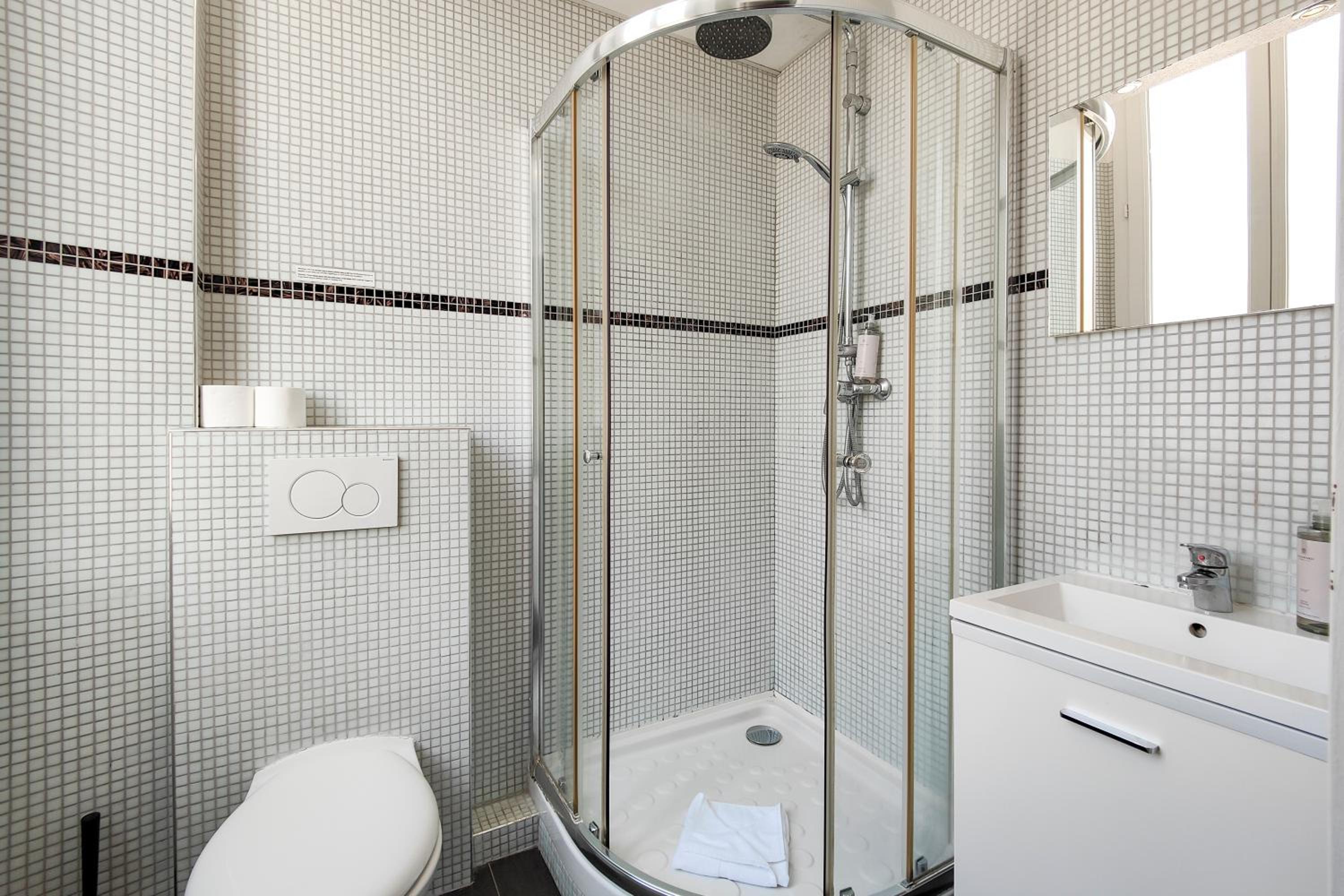 Standard Double Studio - Photo 17