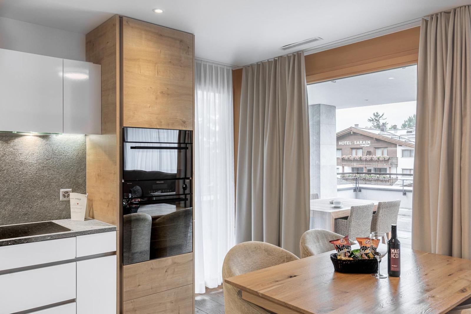 Superior Suite With Balcony photo 2