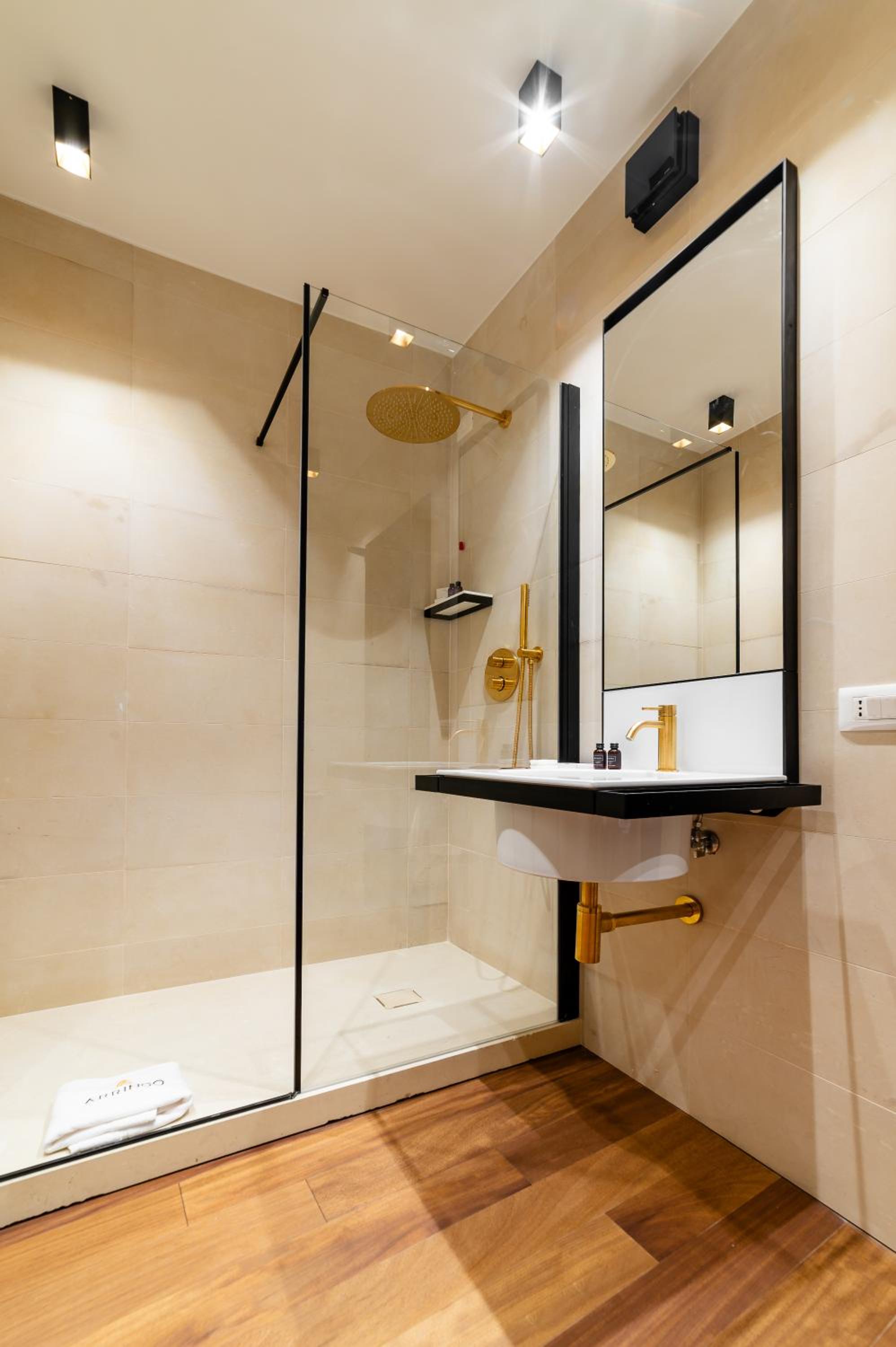 Superior Double Room - Photo 3