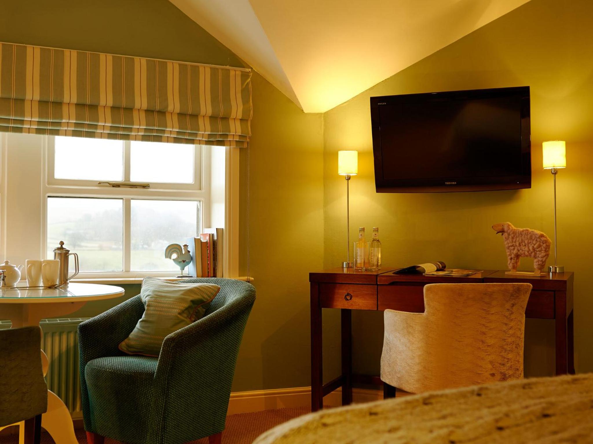 Superior Double Room with View - Photo 4