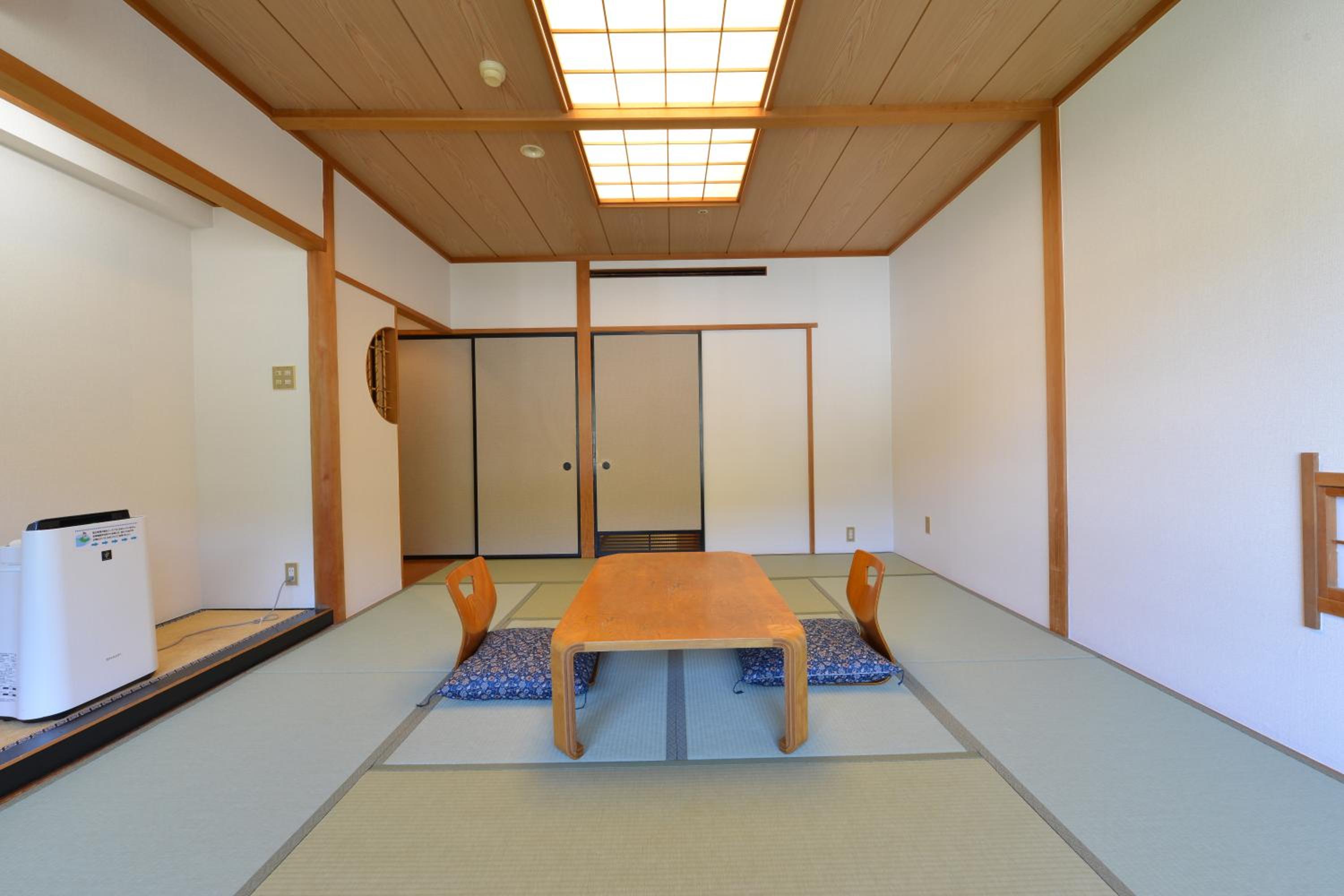 Superior Japanese-Style-Room(Main Building) - Indoor Bath - Non-Smoking
