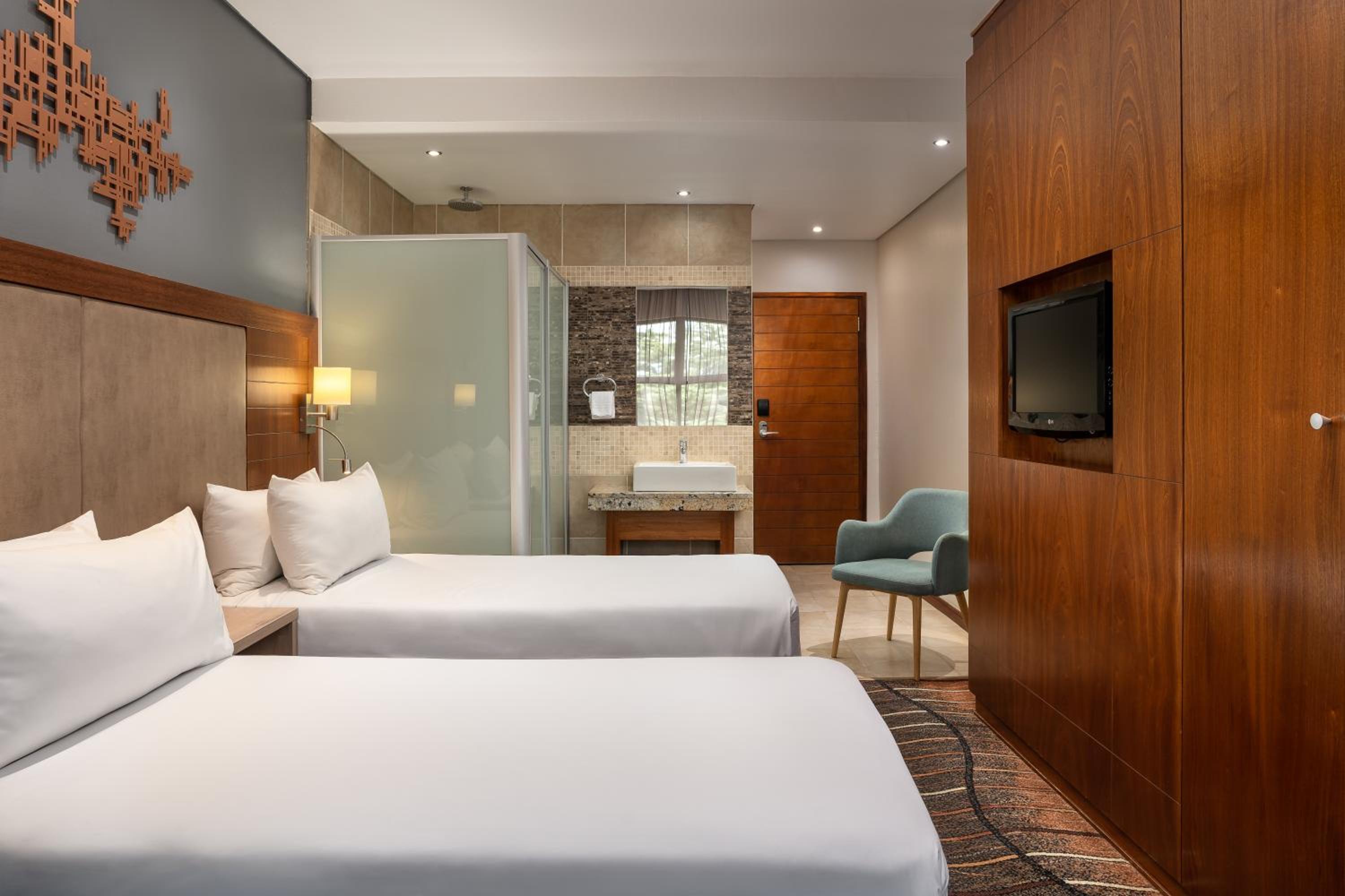 Guest room, 2 Twin/Single Bed(s) - Photo 1