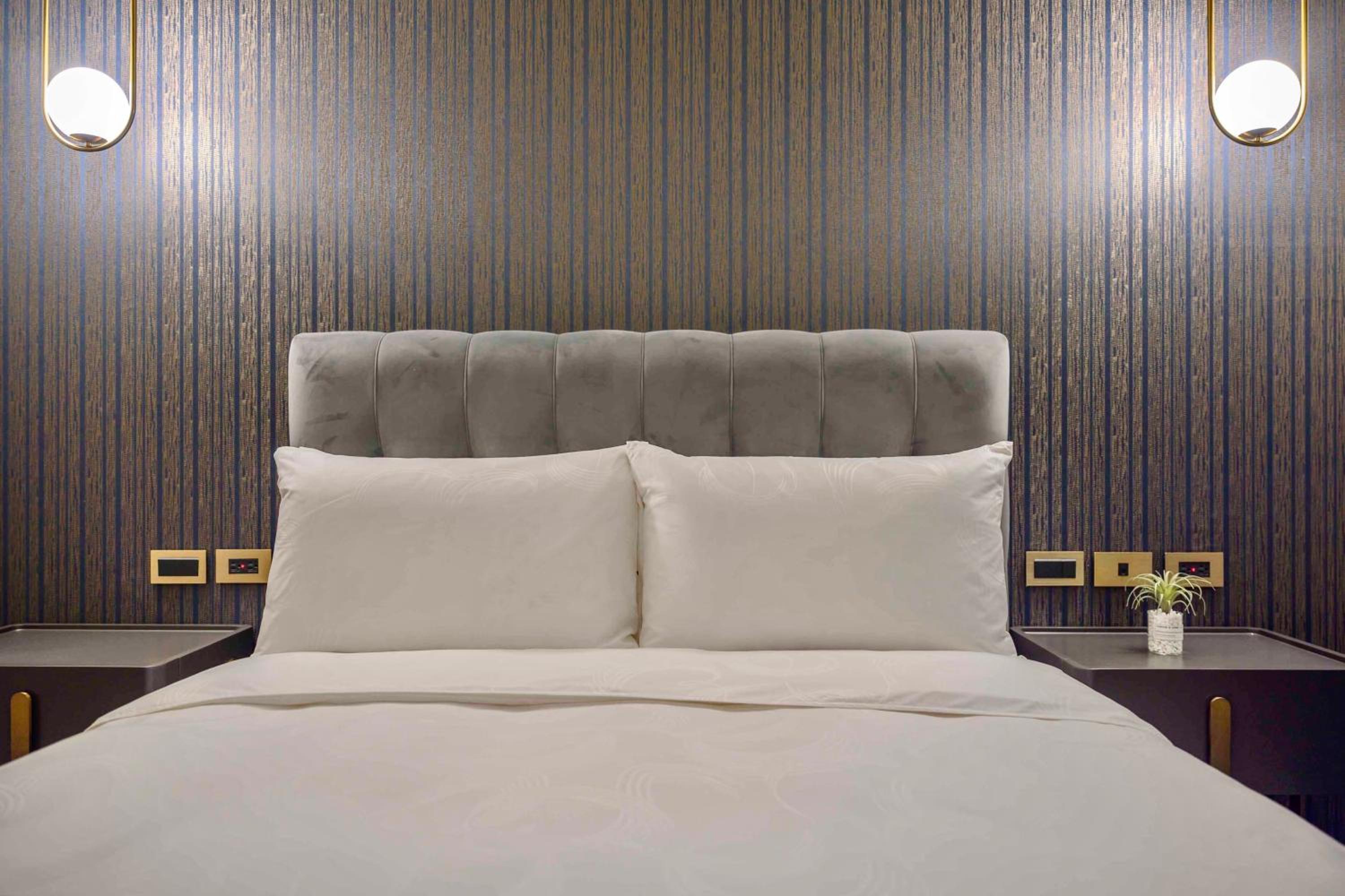 Standard Double Room - Photo 2
