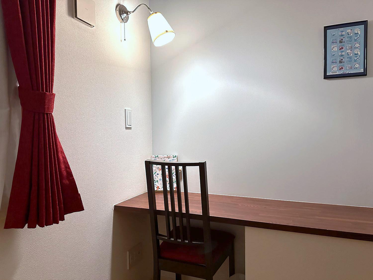 Standard Twin Room with Shared Bathroom photo 2