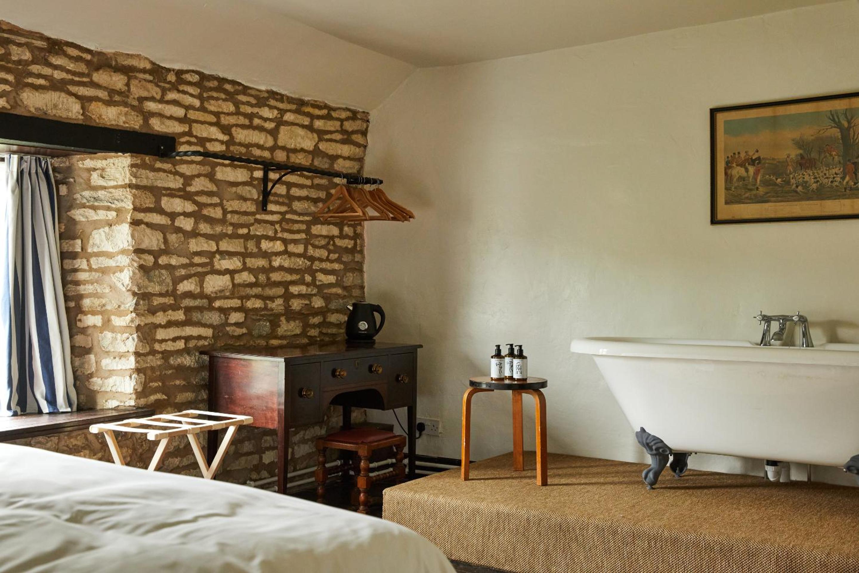 Double Room with Private Bathroom photo 2