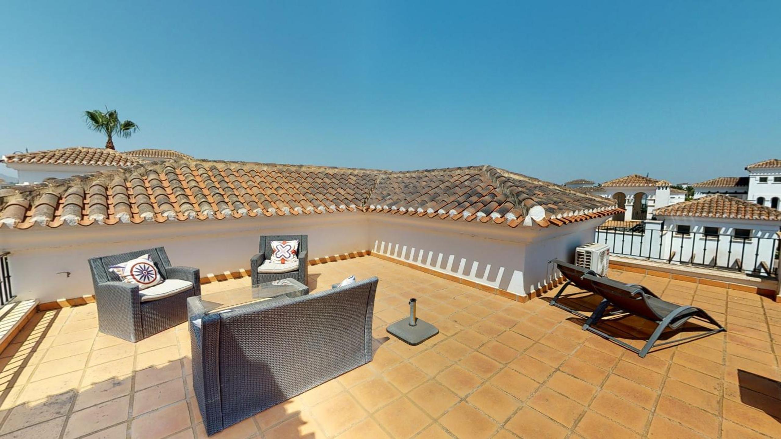 Three-Bedroom Villa photo 3