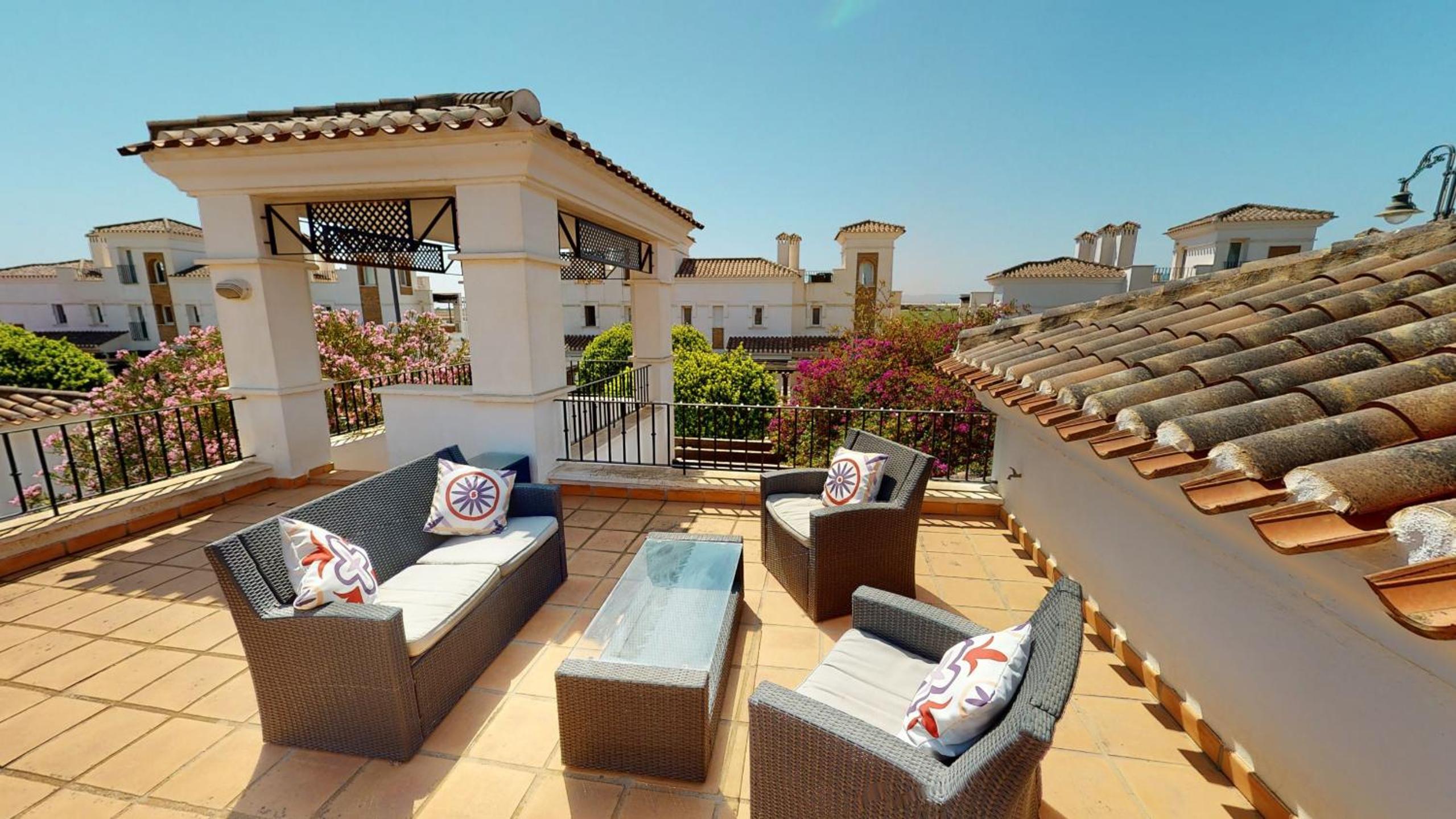 Three-Bedroom Villa photo 2