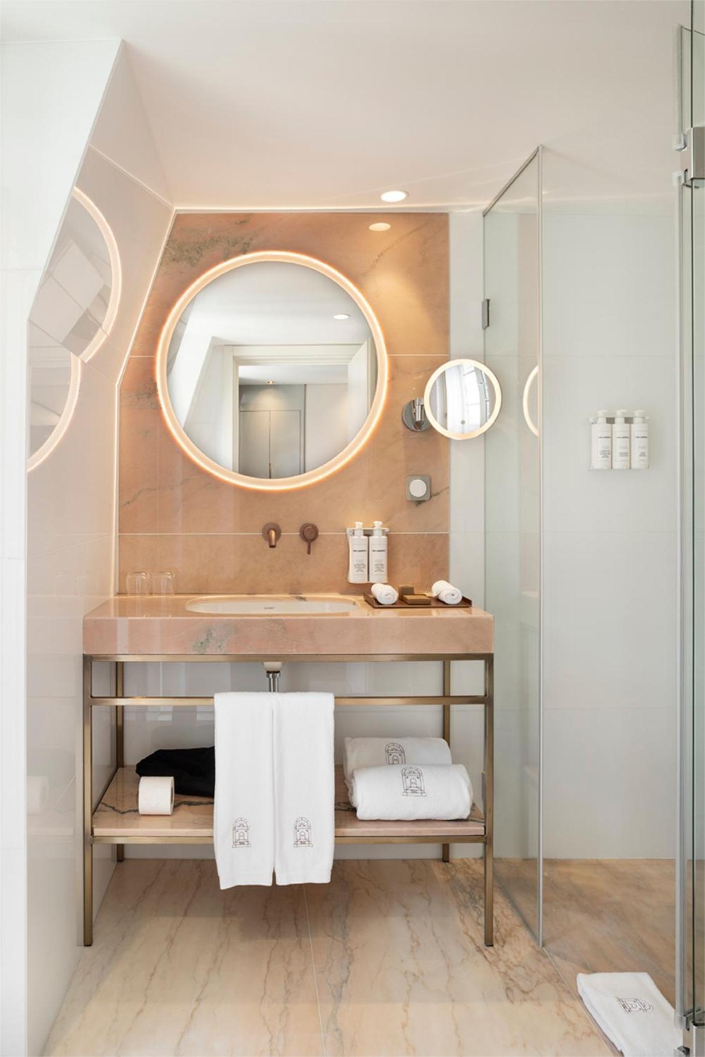 Twin Room - Grand - Photo 2