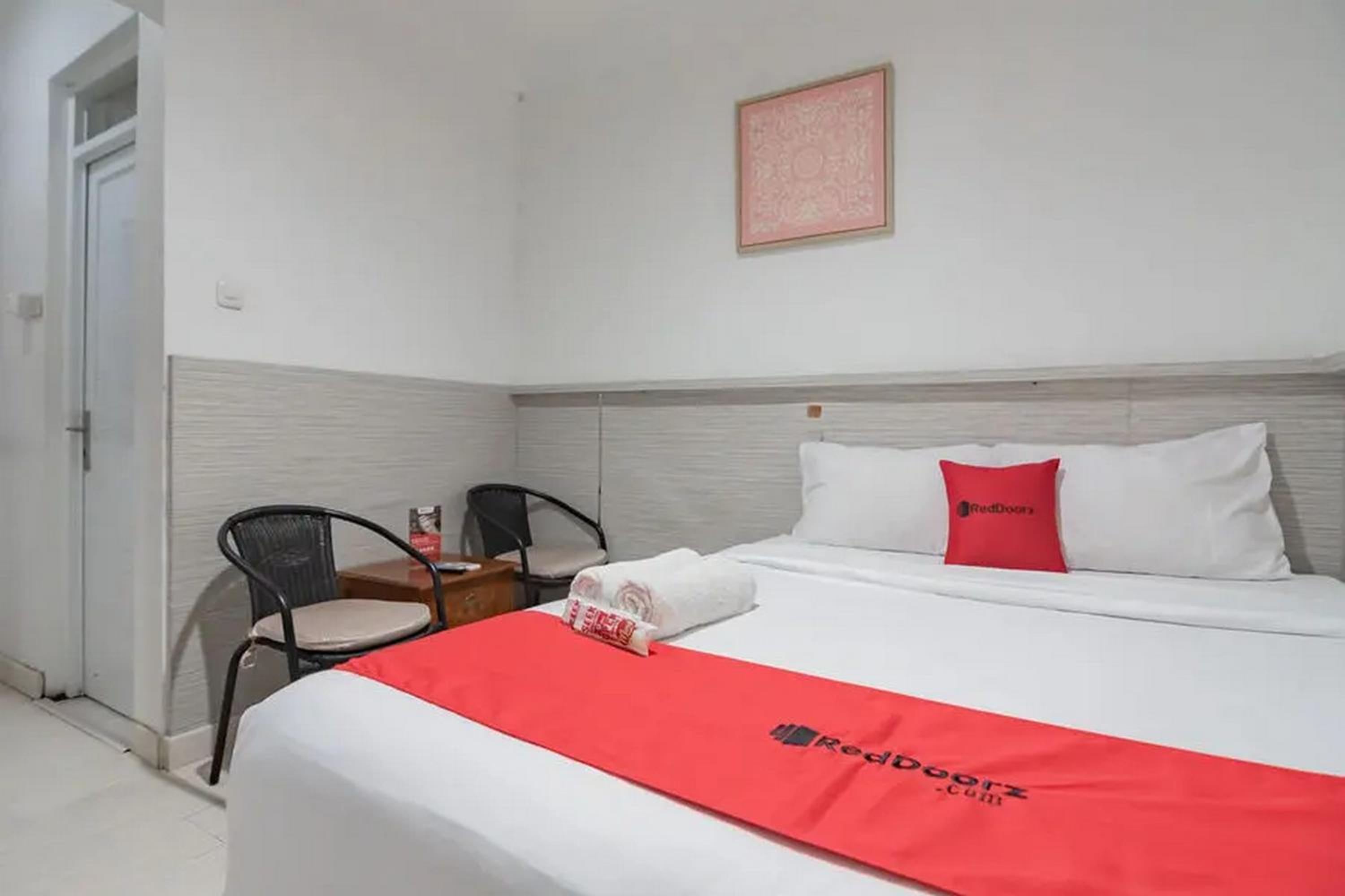 Double Room - Photo 6