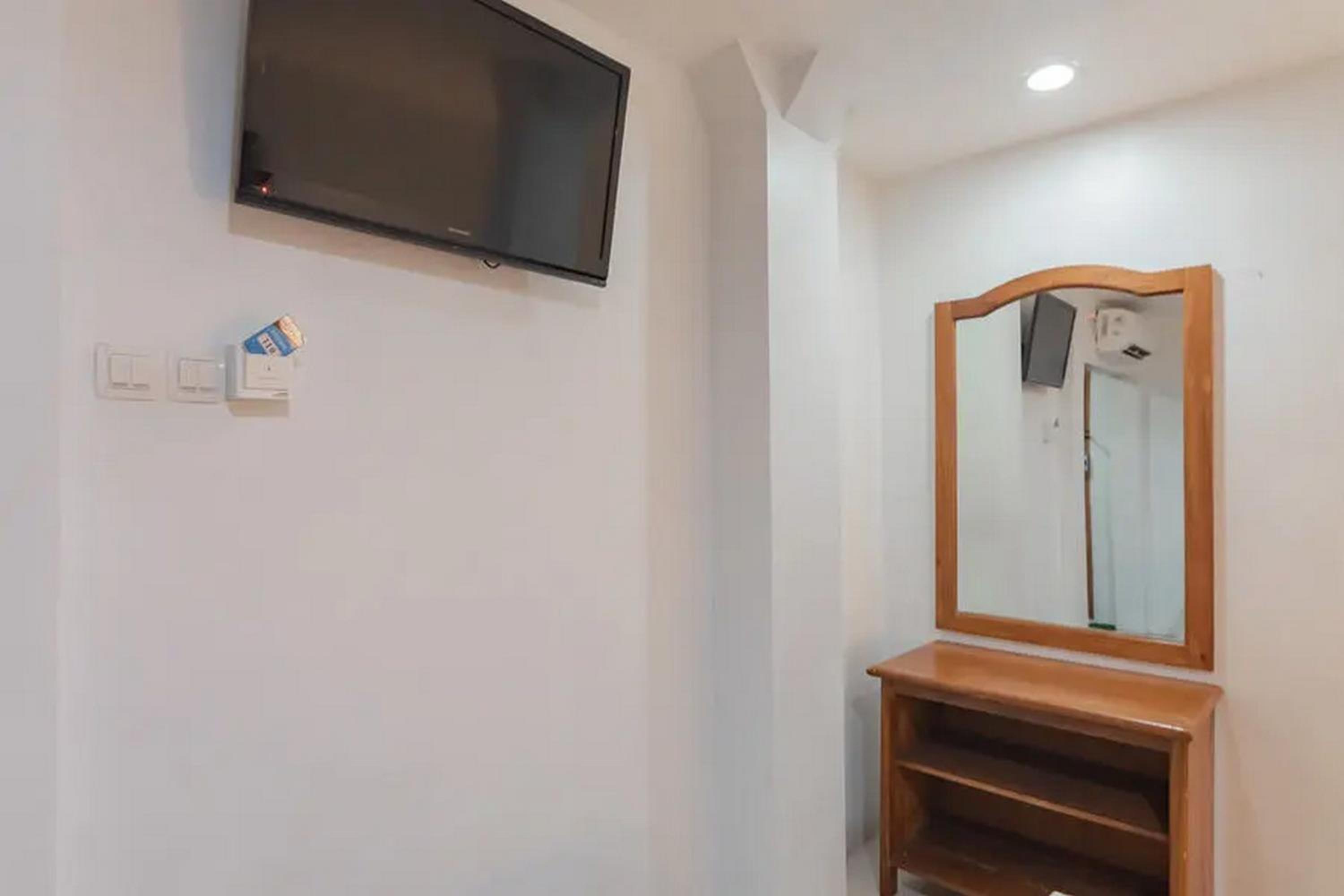 Deluxe Room - Photo 4