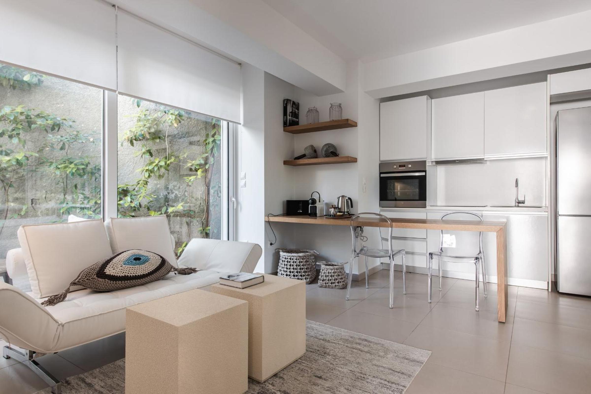 Utopia One-Bedroom Apartment photo 3