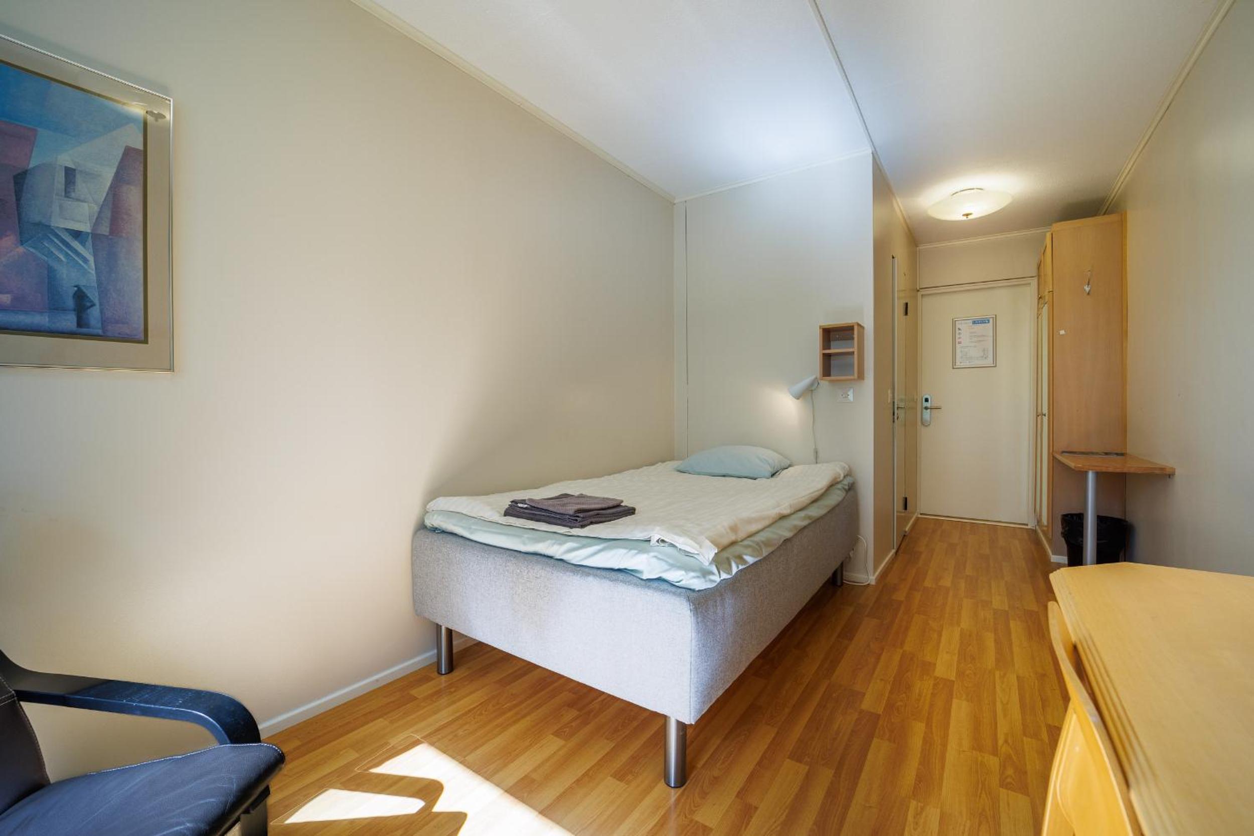 Single Room photo 2