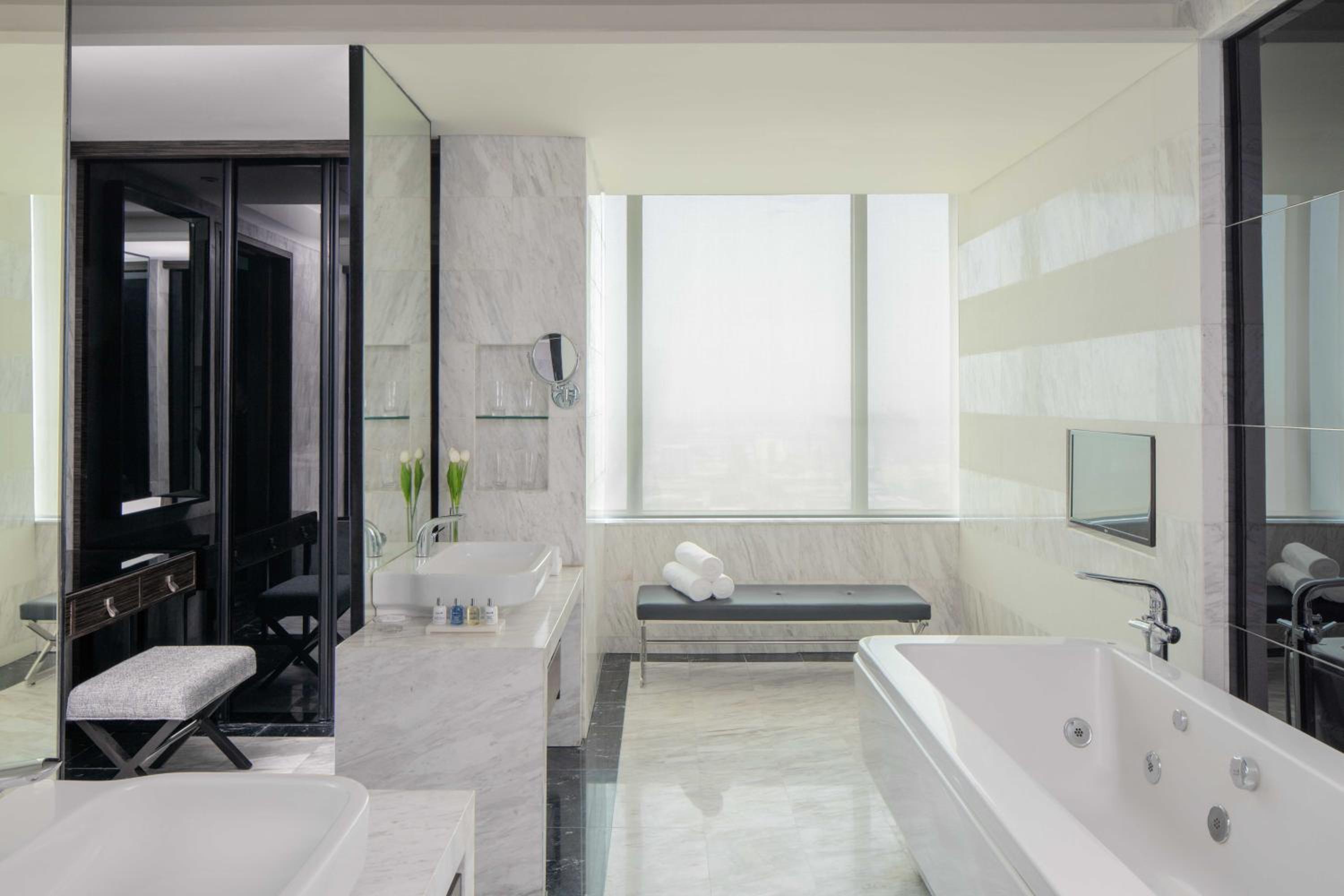 Presidential Suite photo