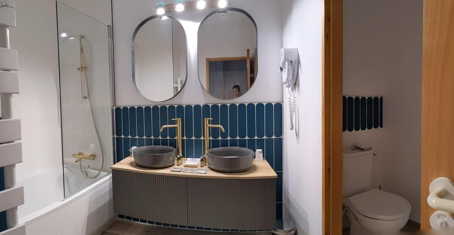 Double or Twin Room photo 2