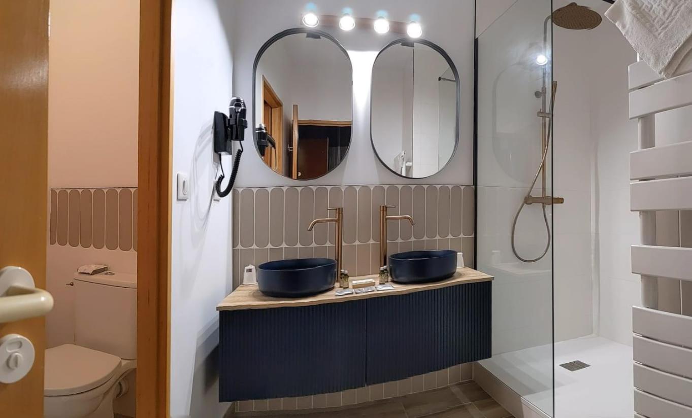 Double or Twin Room photo 3