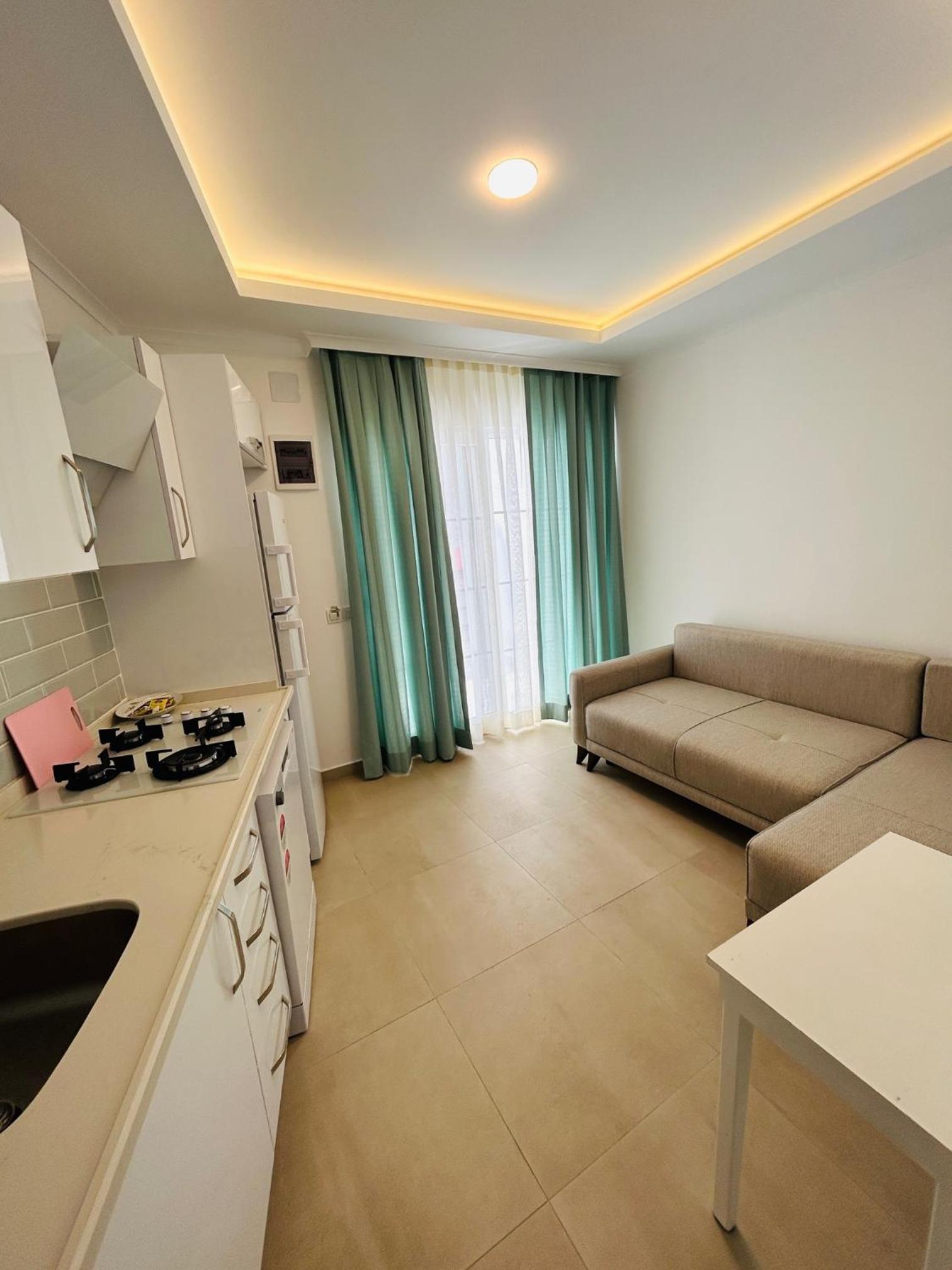 Studio with Sofa Bed - Photo 8
