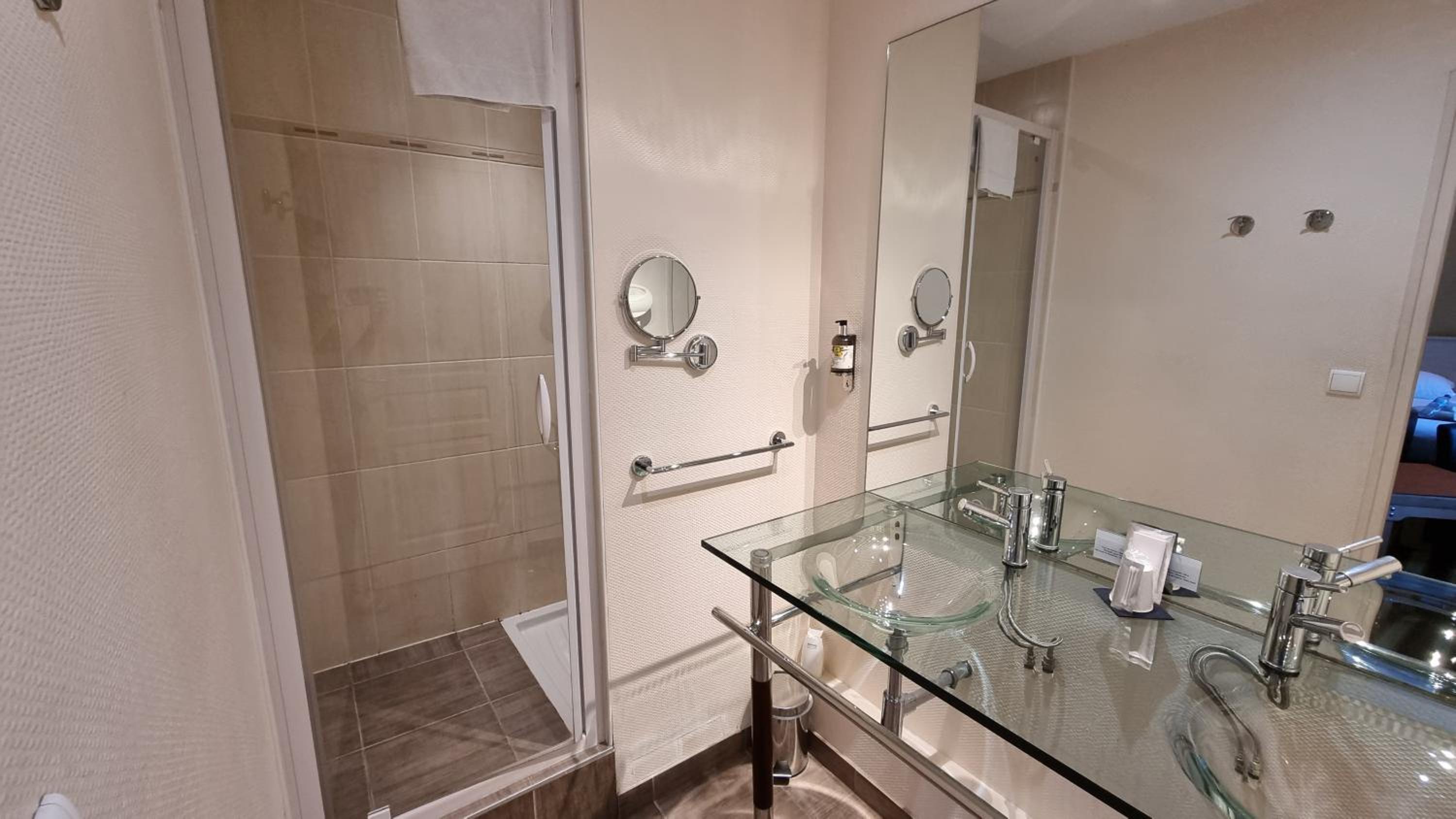 Quadruple Room with Shower photo 3