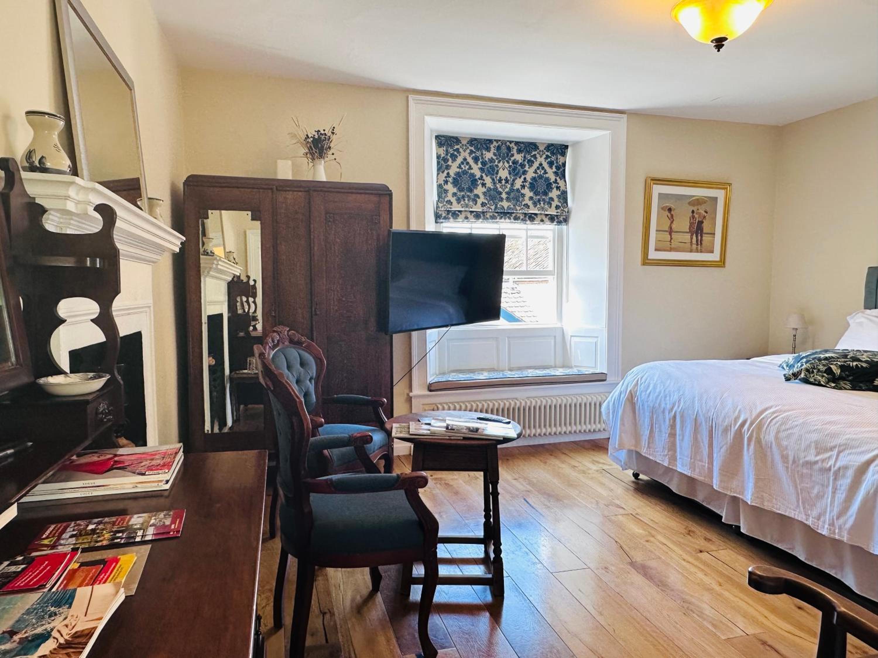 Deluxe Double Room with Bath