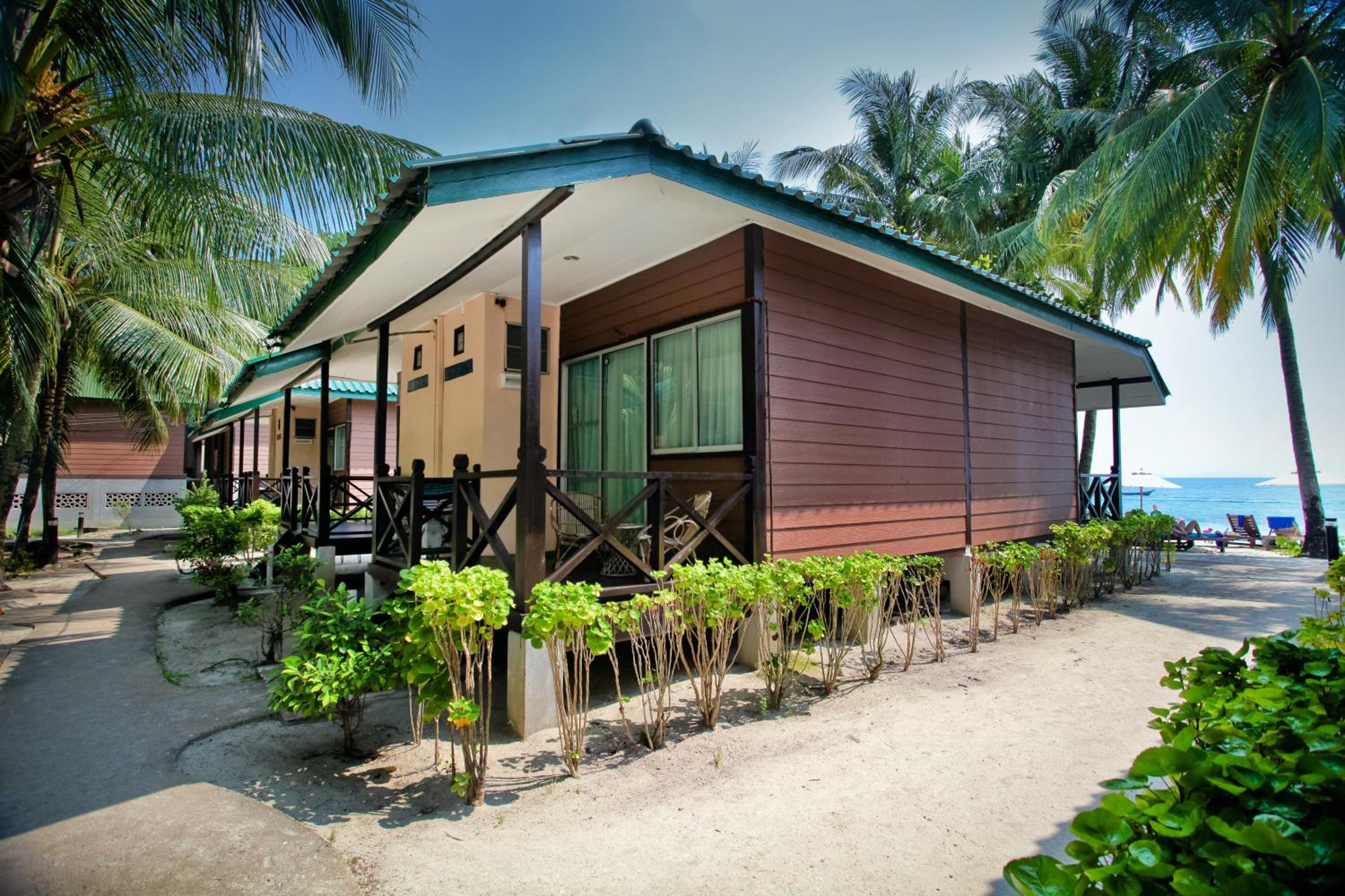 Deluxe Standard Chalet