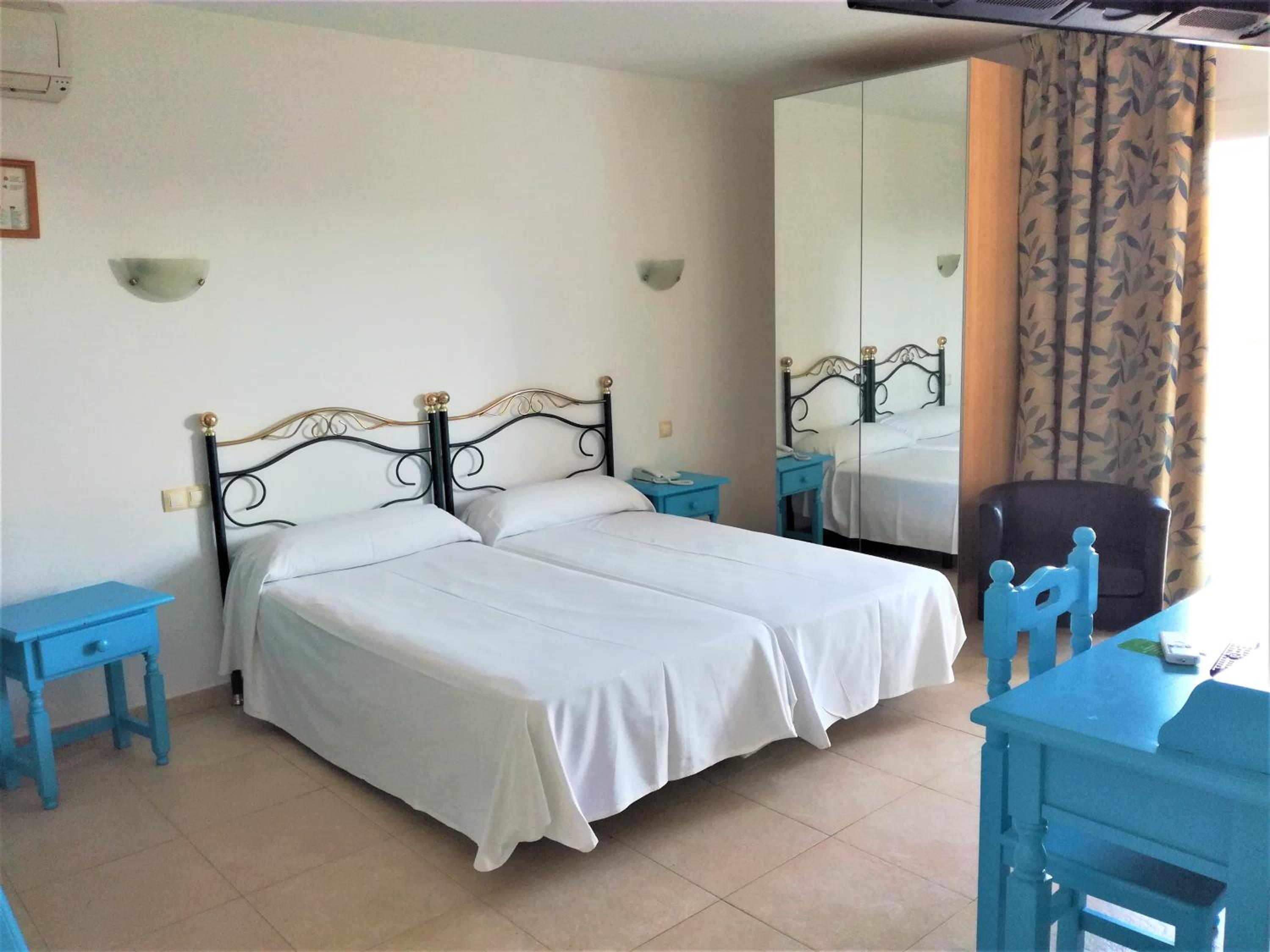 Triple Room photo 2