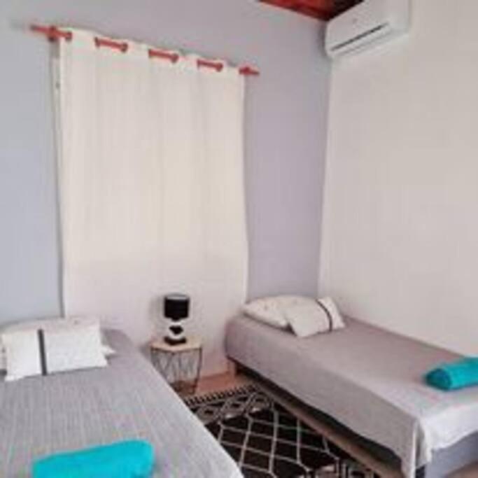 One-Bedroom House photo 1