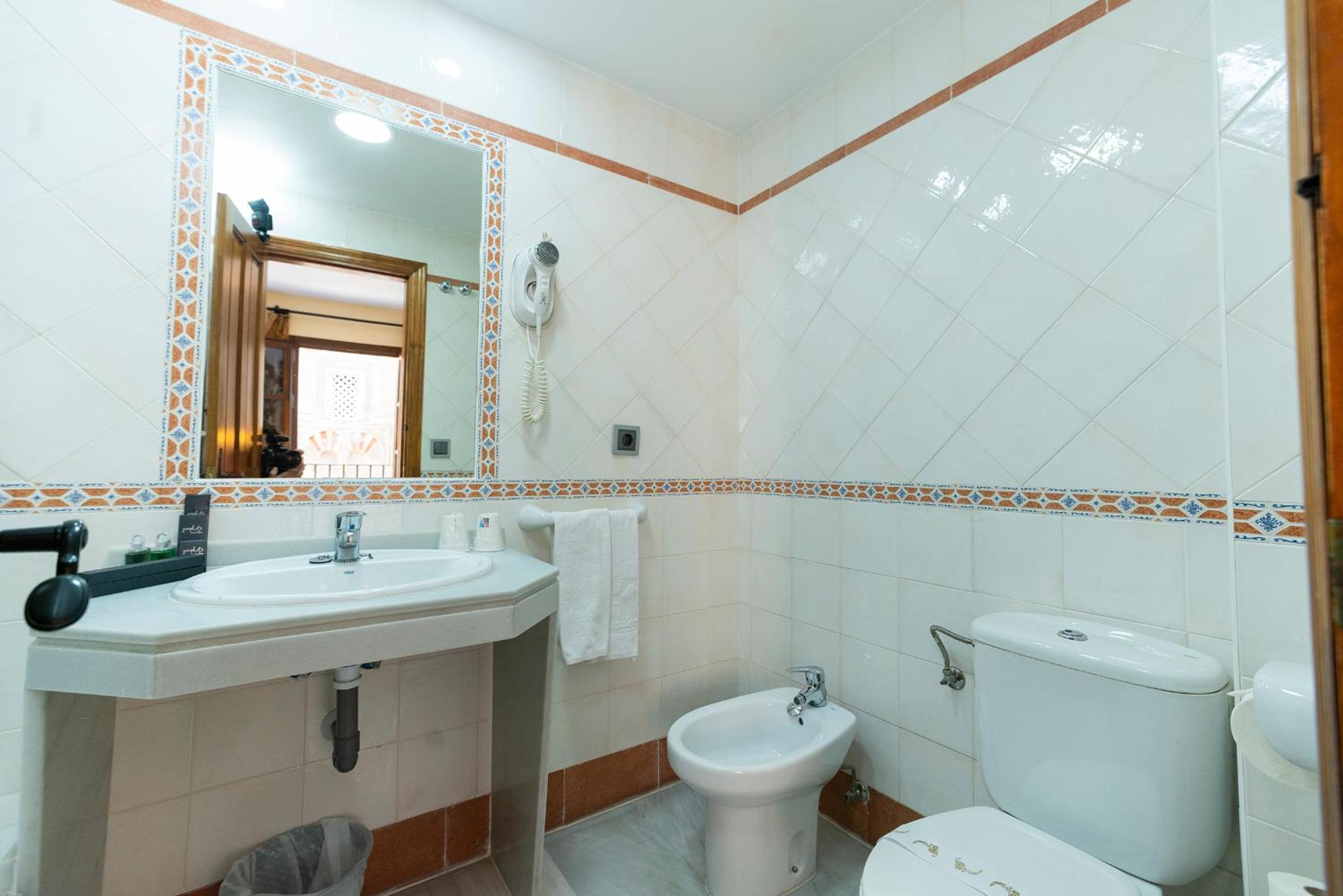 Superior Double Room with Views photo 2