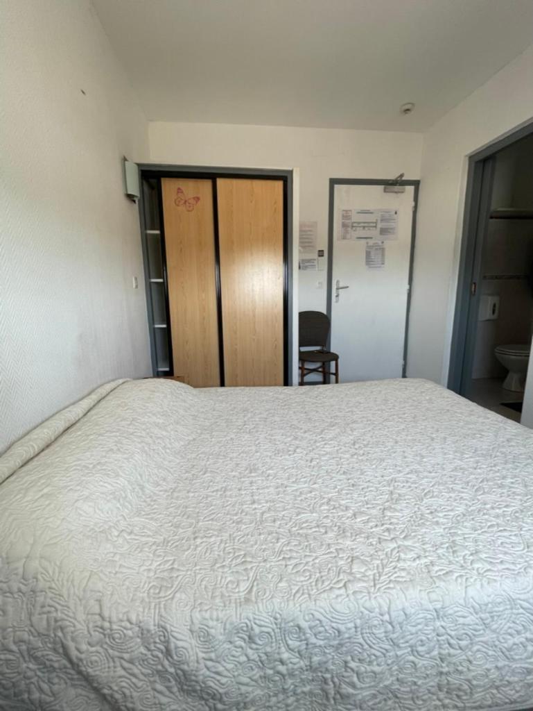Triple Room - Photo 2