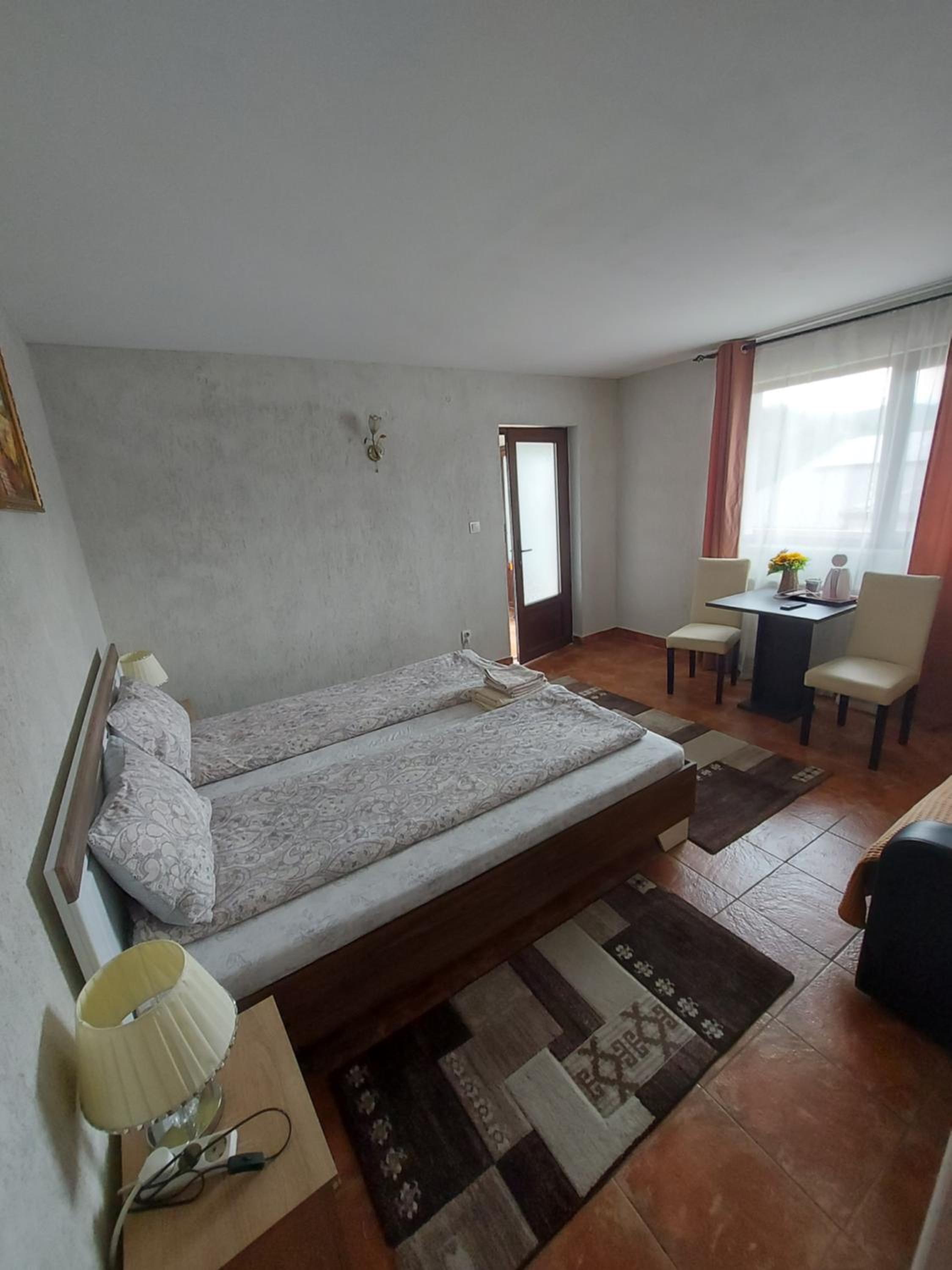 Triple Room with Bathroom photo 1
