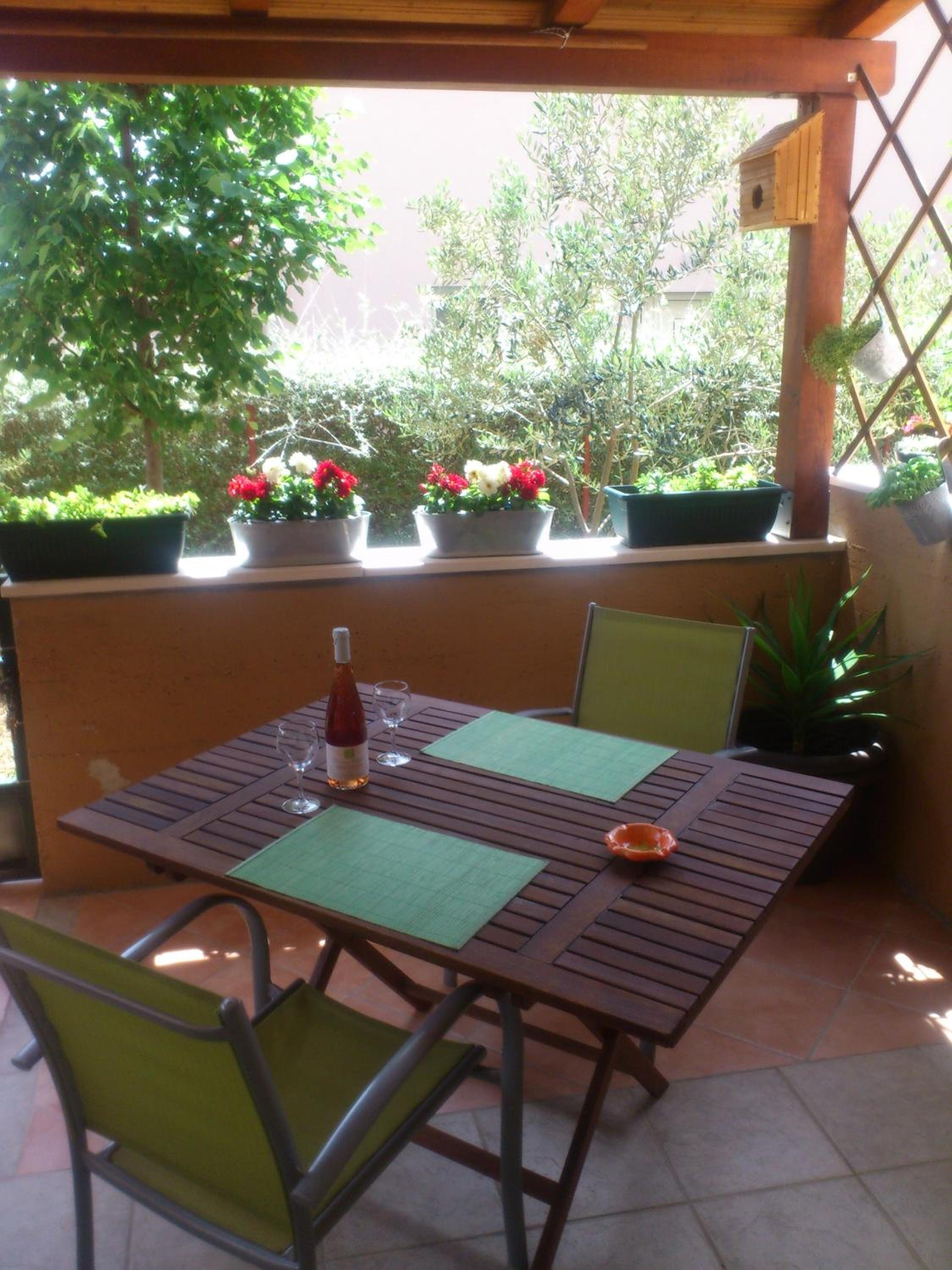 Apartment with Terrace - Photo 4