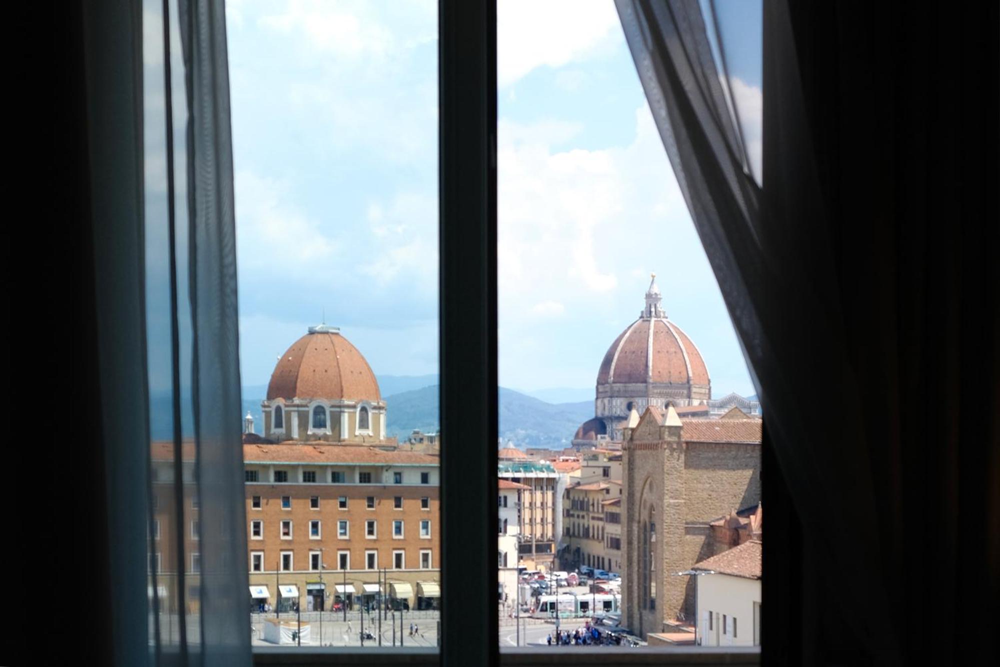 Comfy with City View - Photo 2