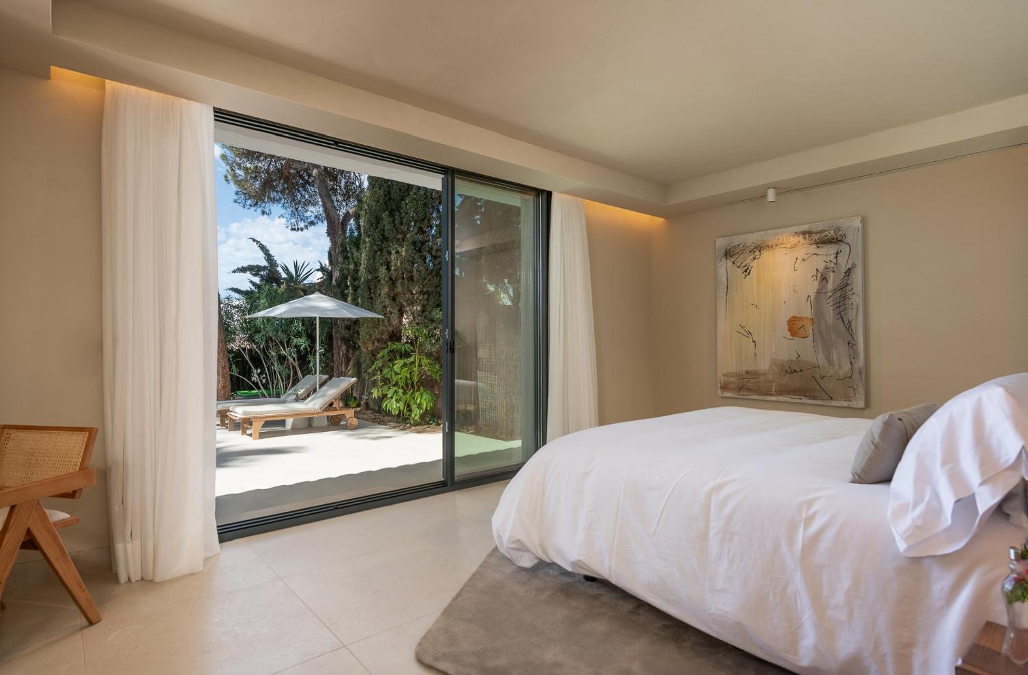 Premium Suite with Plunge Pool - Photo 4
