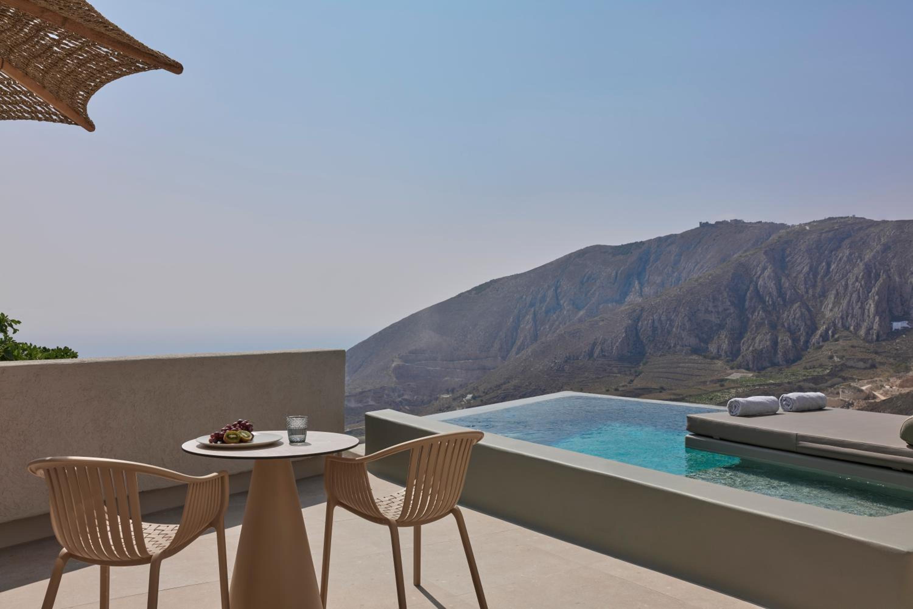 Master Suite Sea View with Heated Pool photo 2